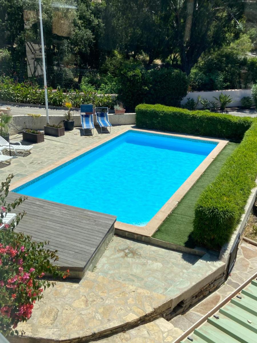 One-Bedroom Apartment with Large Terrace photo 2