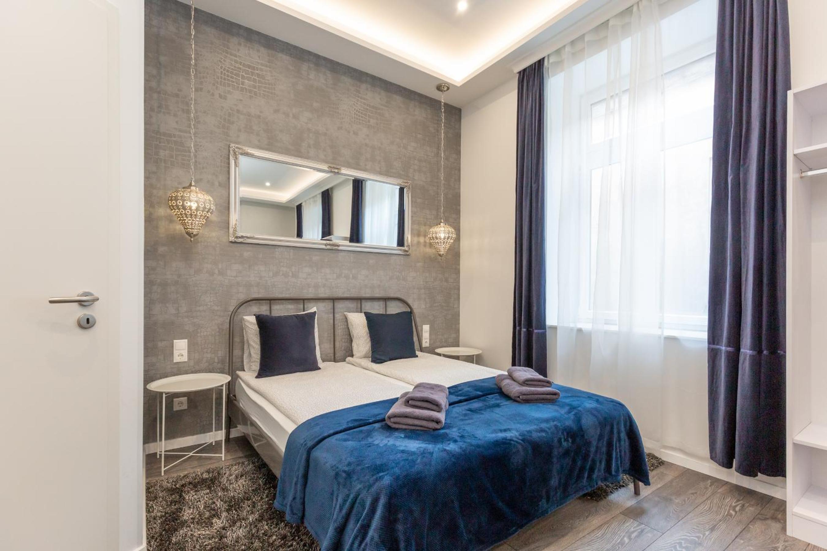 Twin Room - Photo 1