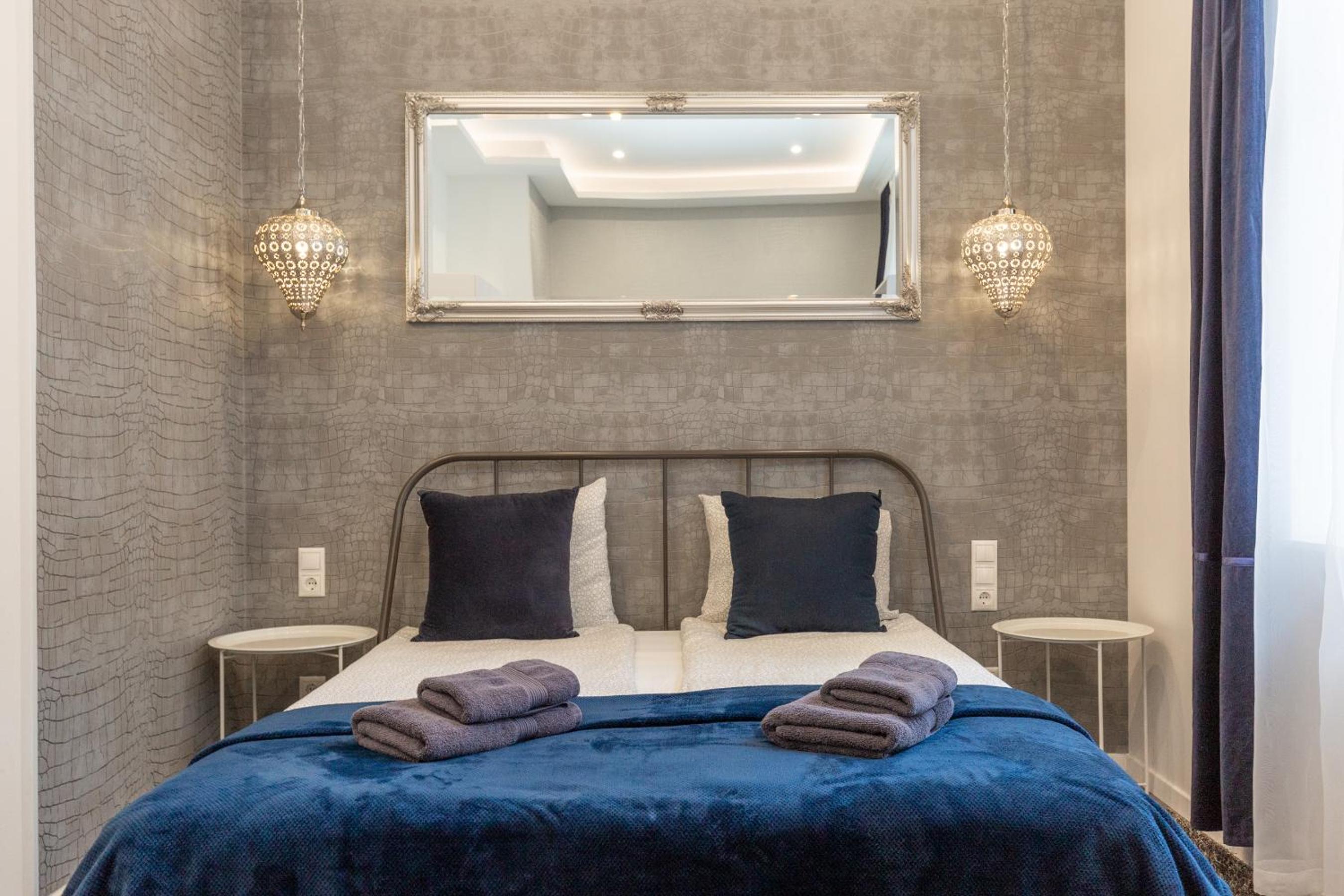 Twin Room - Photo 3