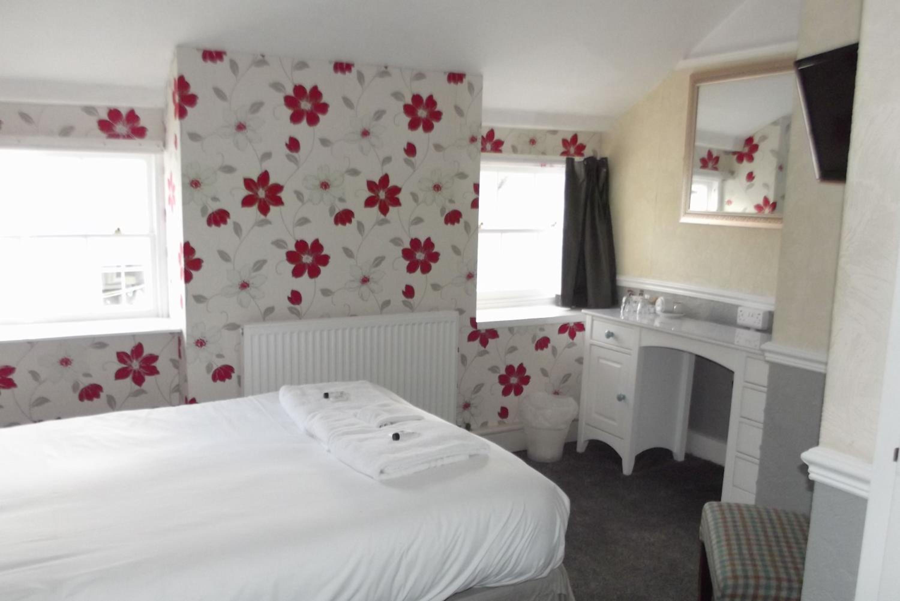 Standard Double Room - Photo 2