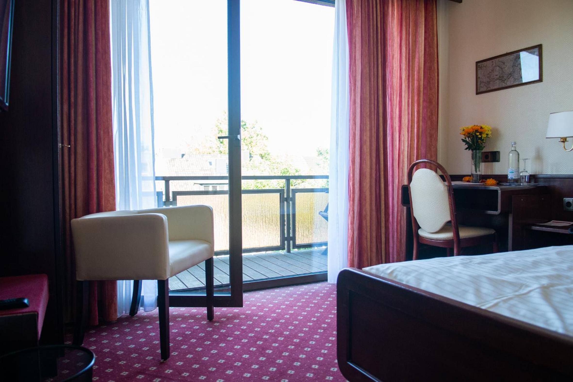 Standard Single Room