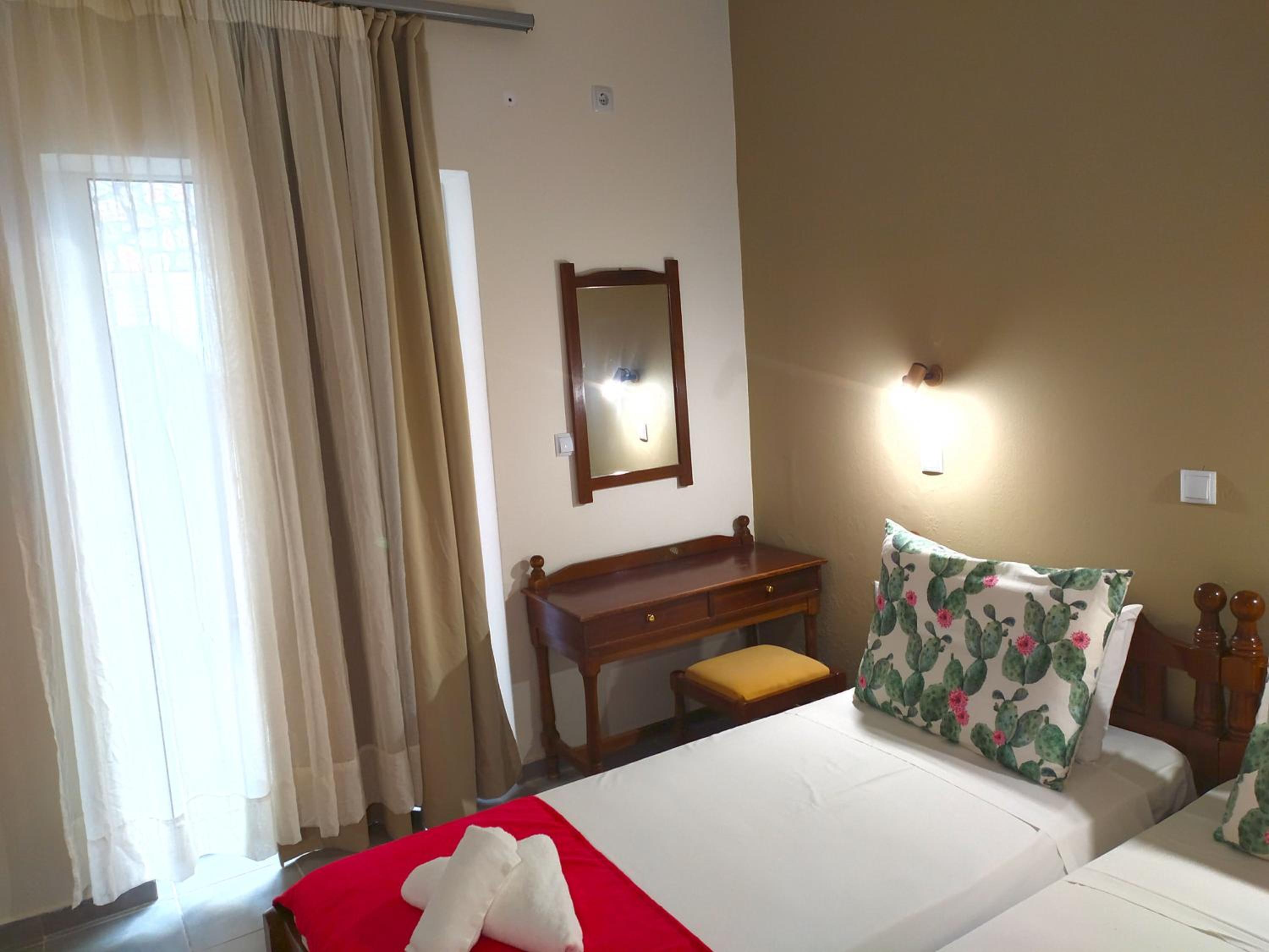 Standard Double or Twin Room photo 3