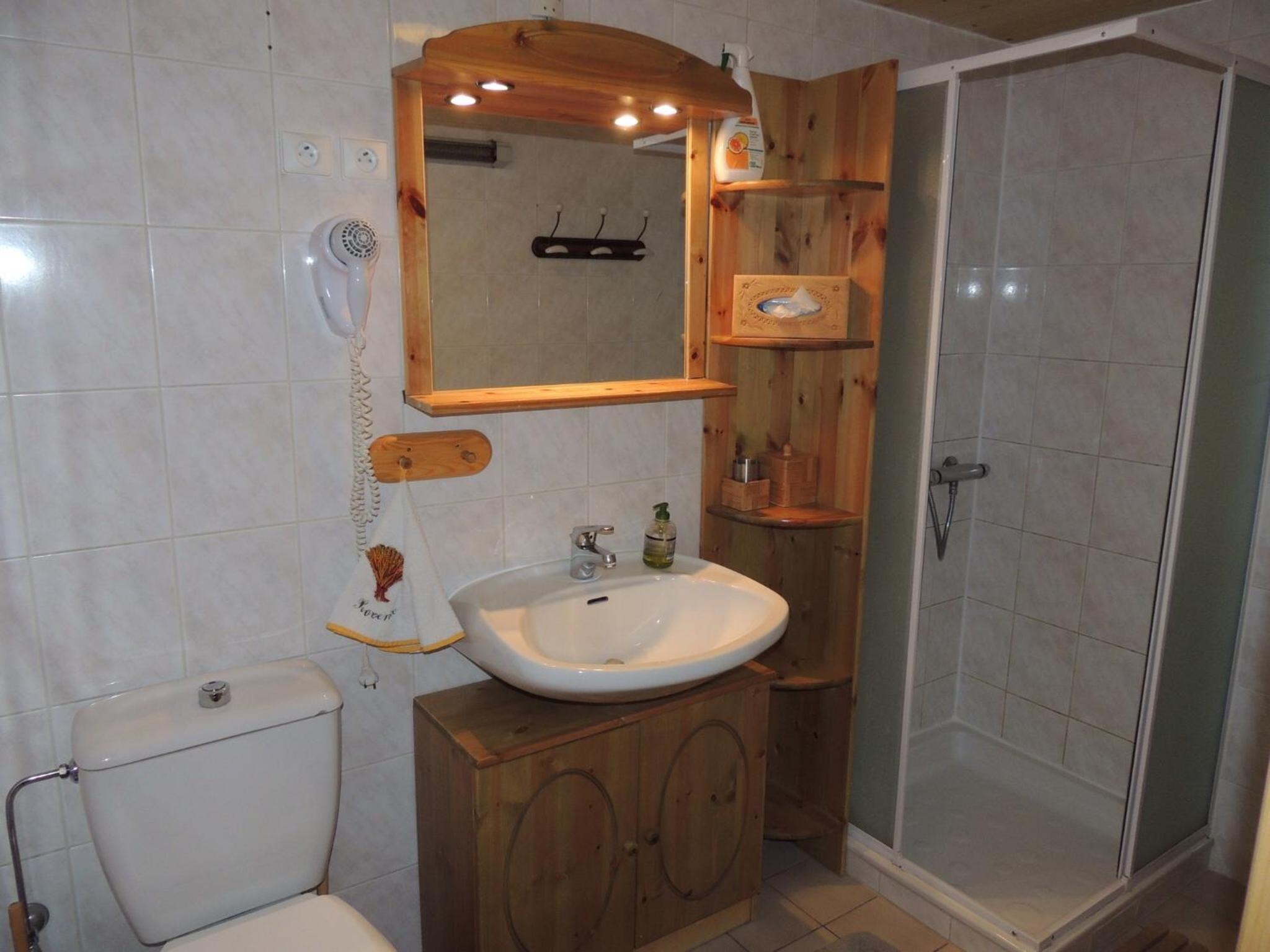 Family Suite (5 Adults) photo 2