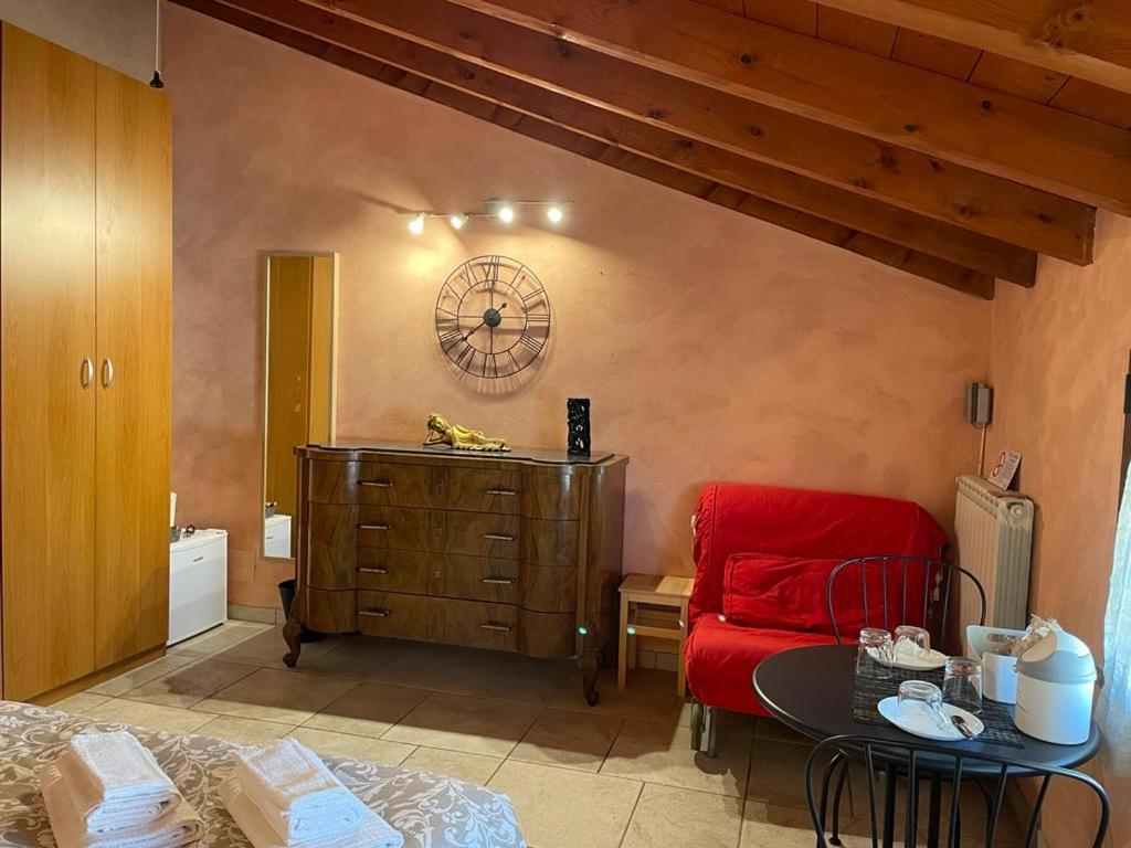 Large Double Room photo 2