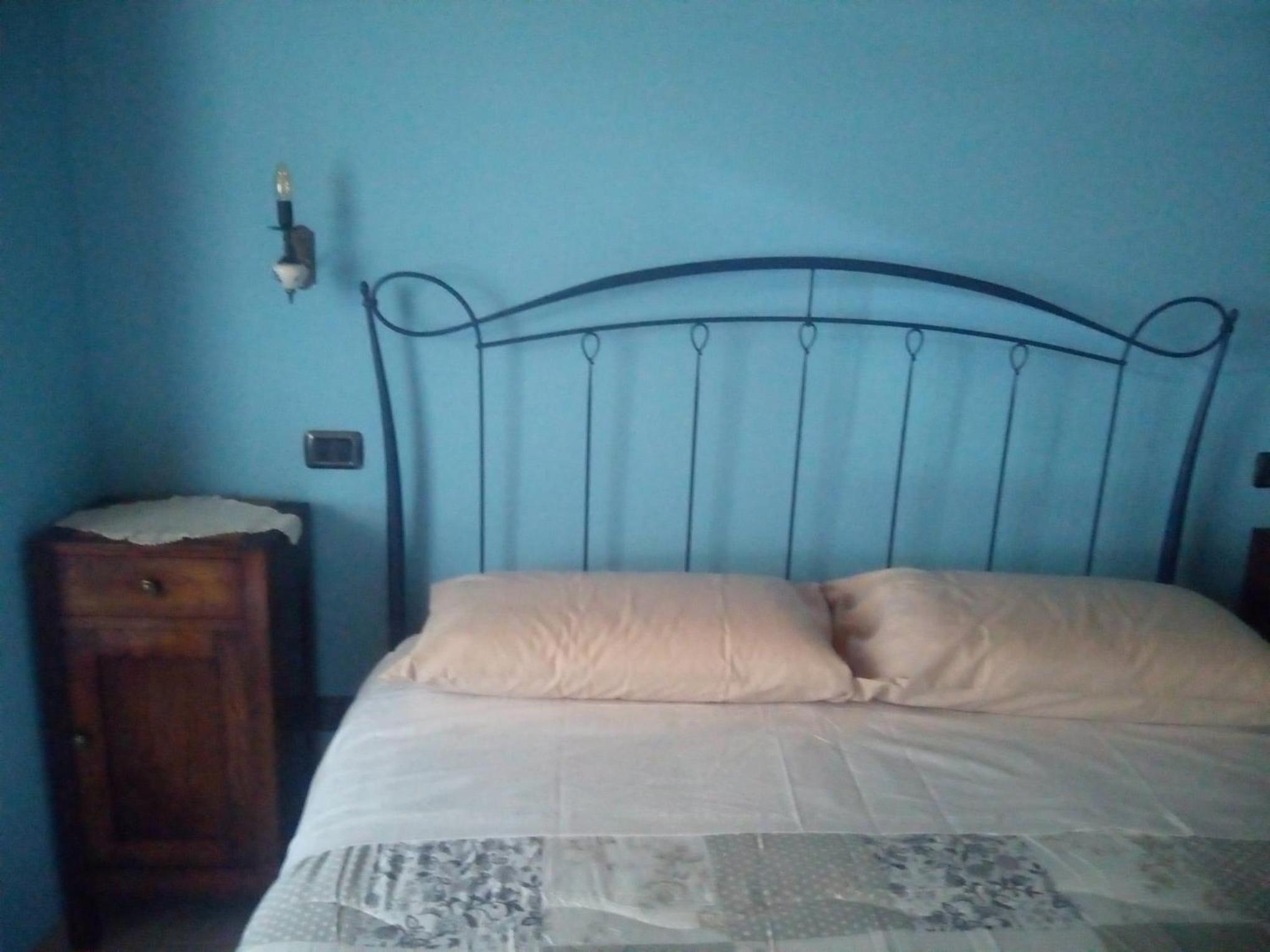 Large Double or Twin Room photo 1