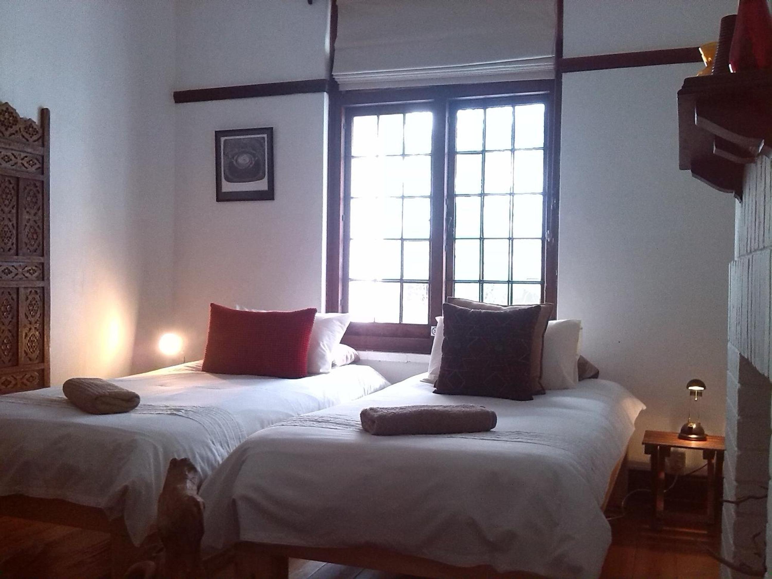 Double or Twin Room with Shared Bathroom photo 3