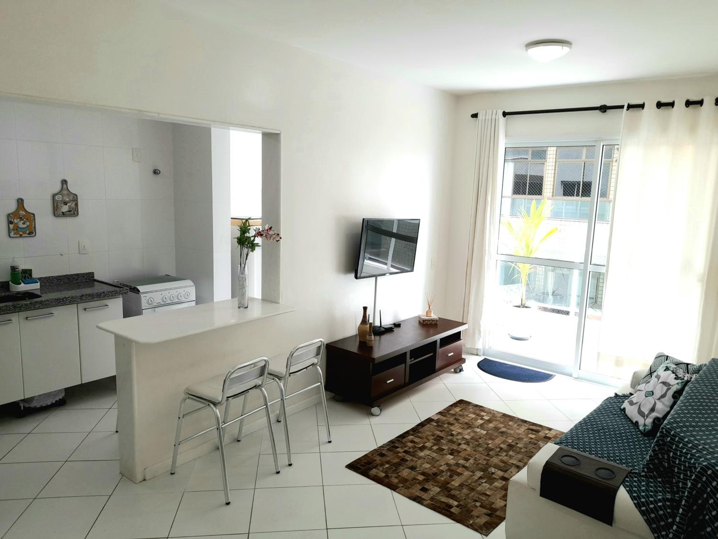Apartment with Balcony - Photo 33
