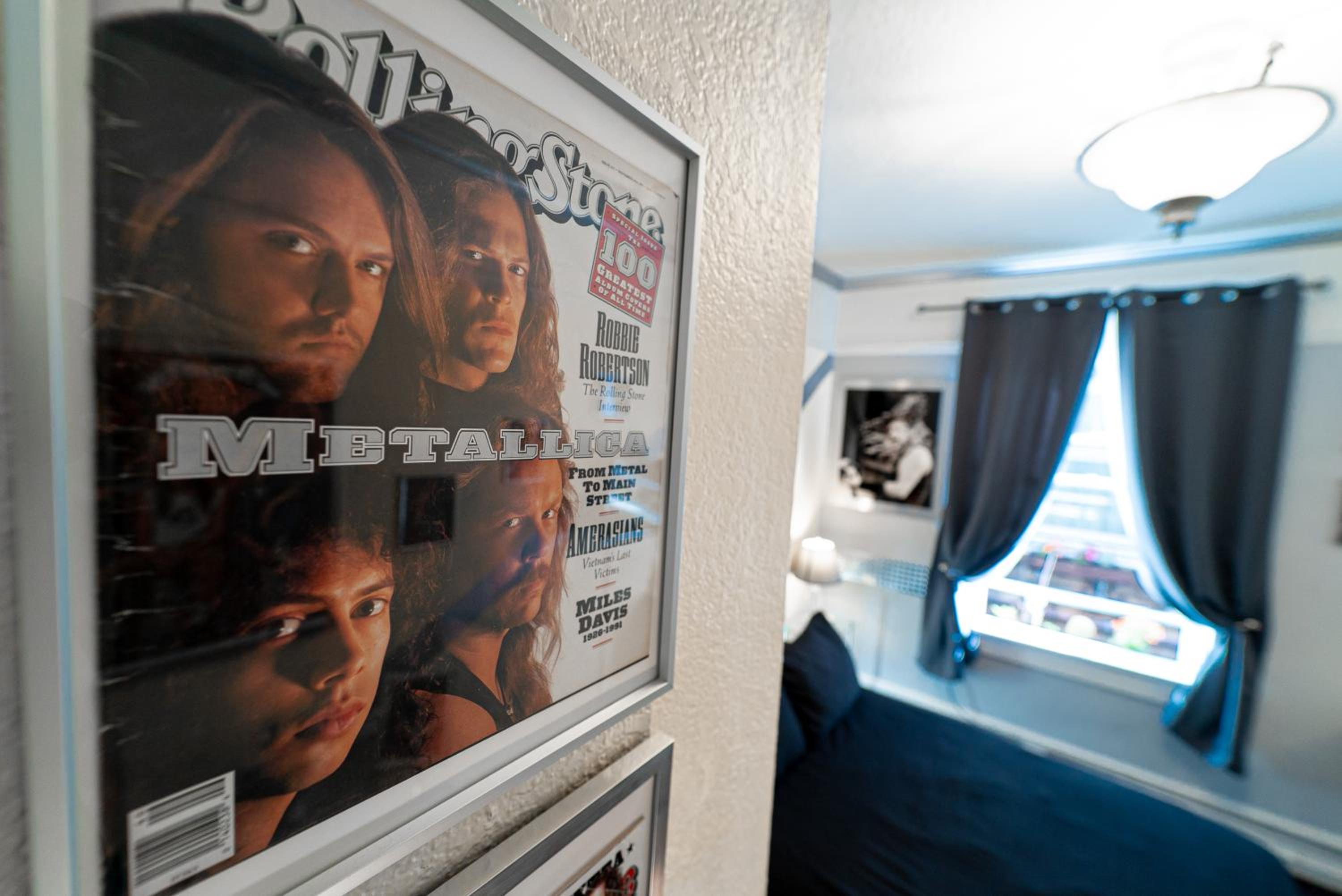Metallica Room with Shared Bathroom