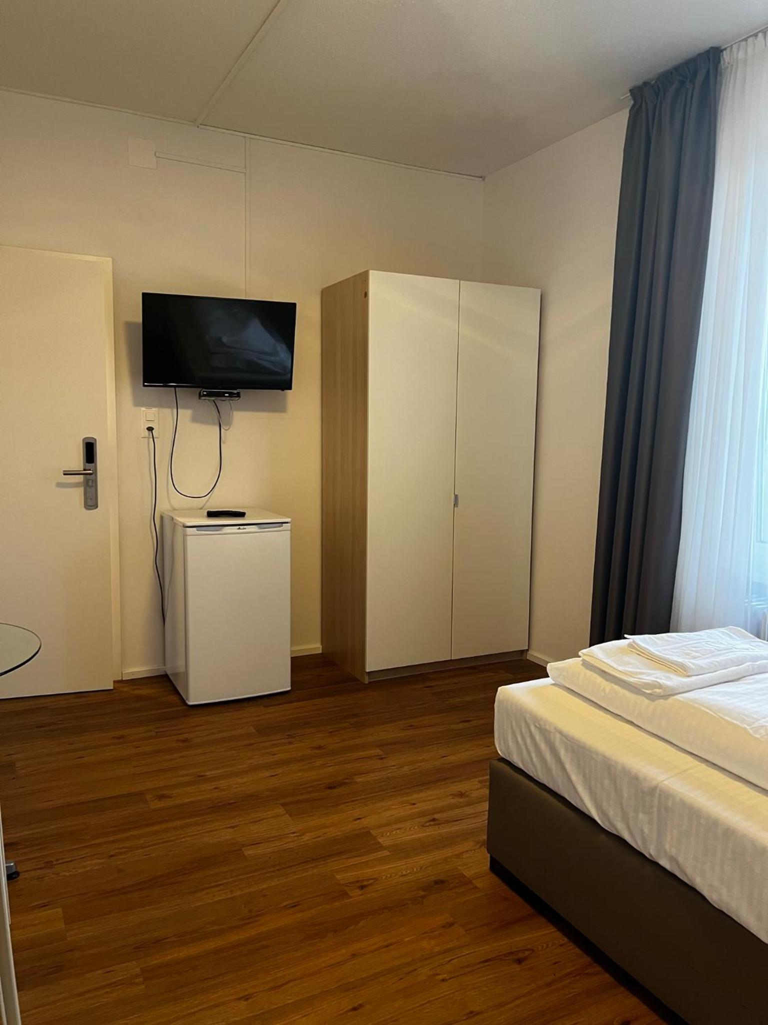 Budget Single Room photo 3