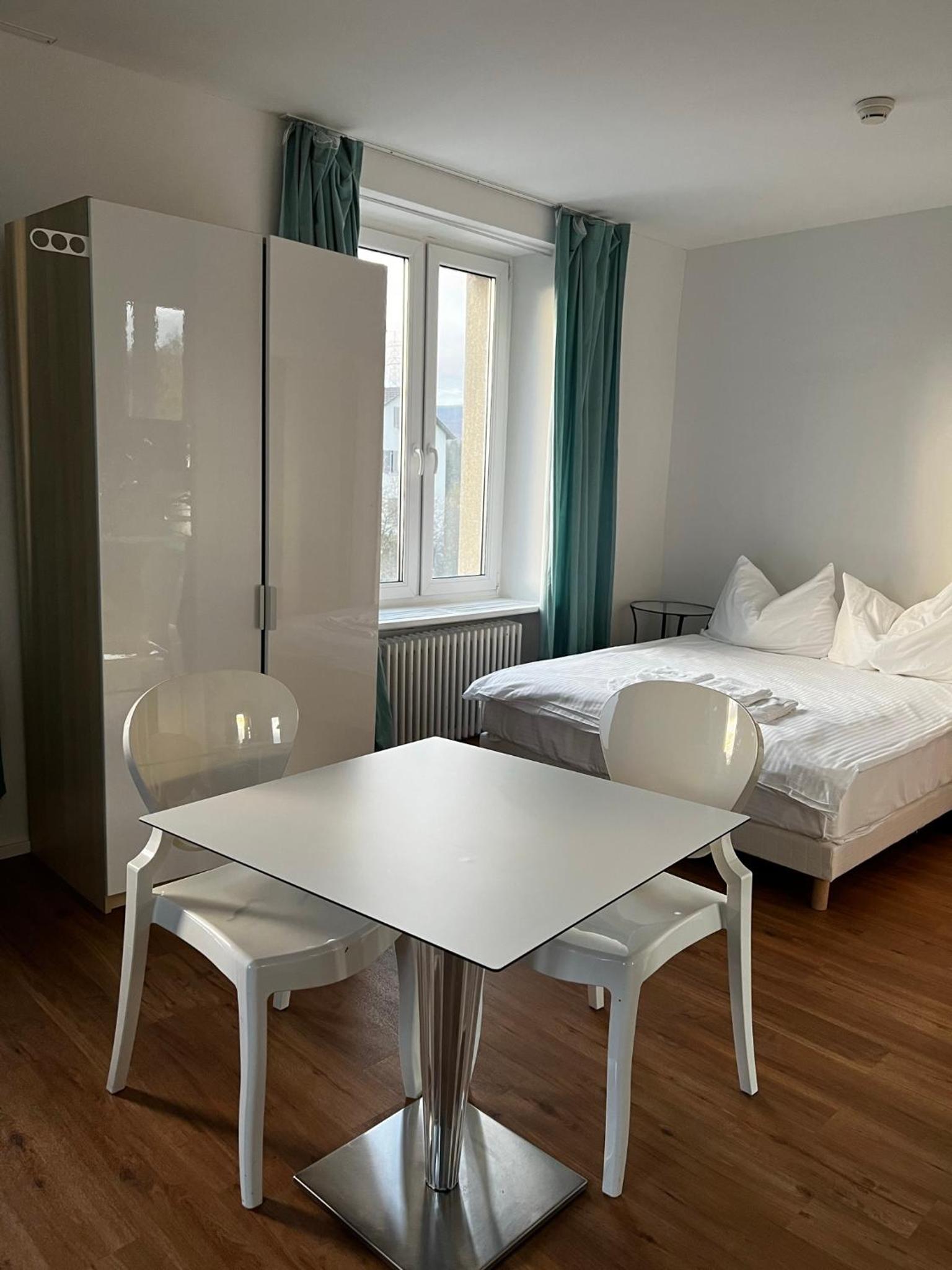 Budget Double Room photo 2