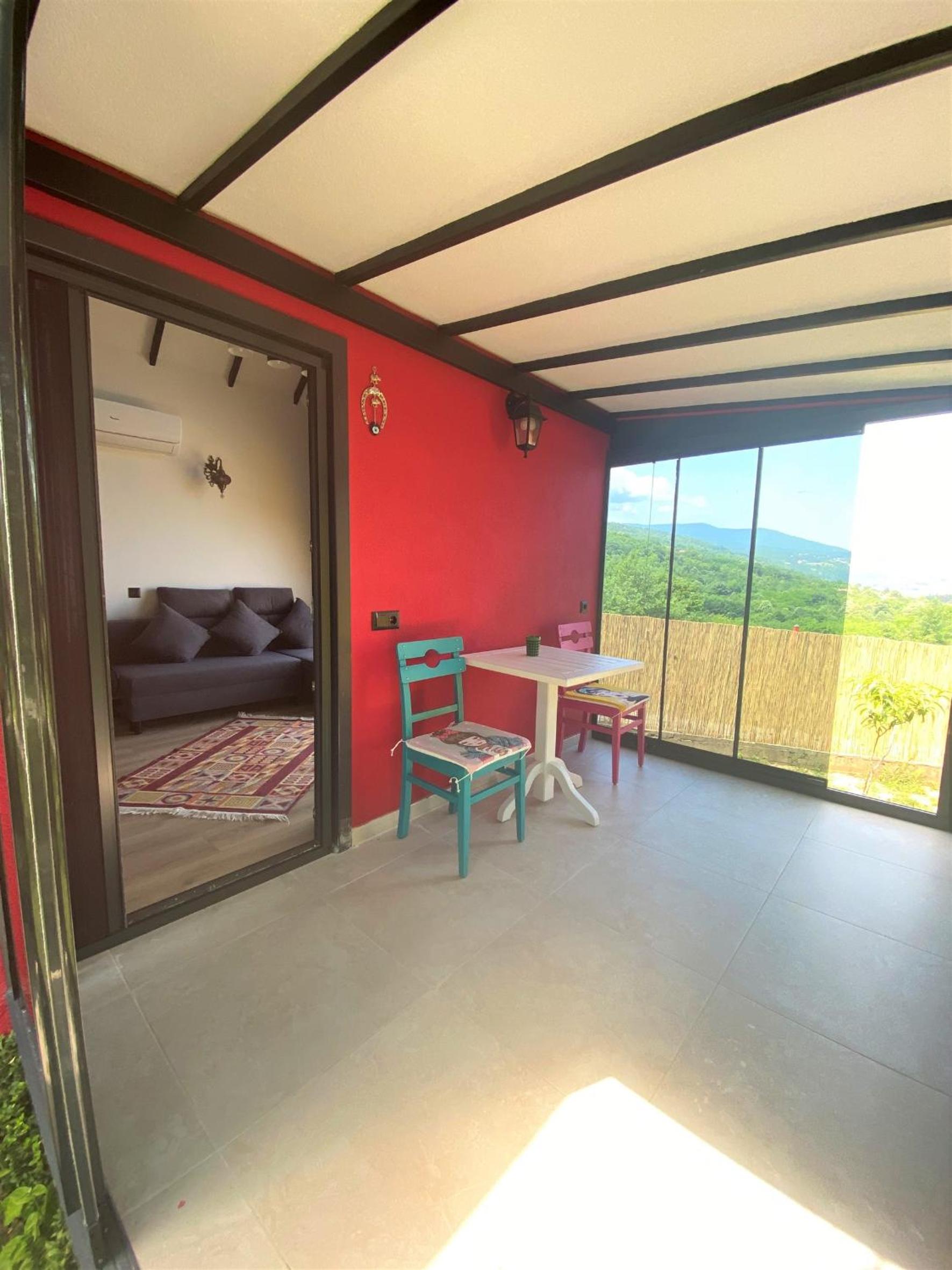 Bungalow photo 2
