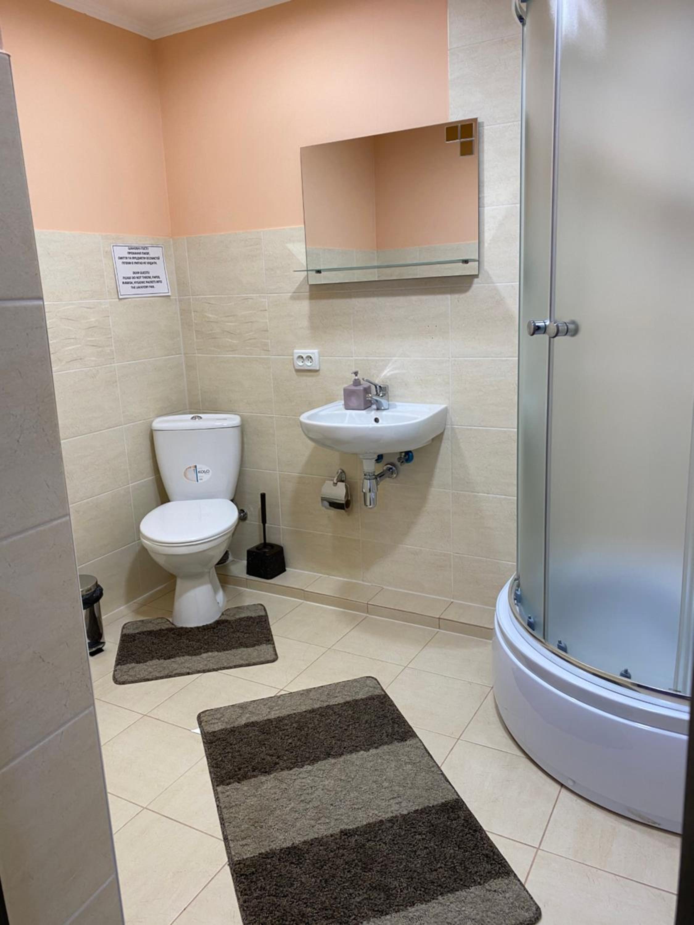 Deluxe Double Room with Shower photo 2