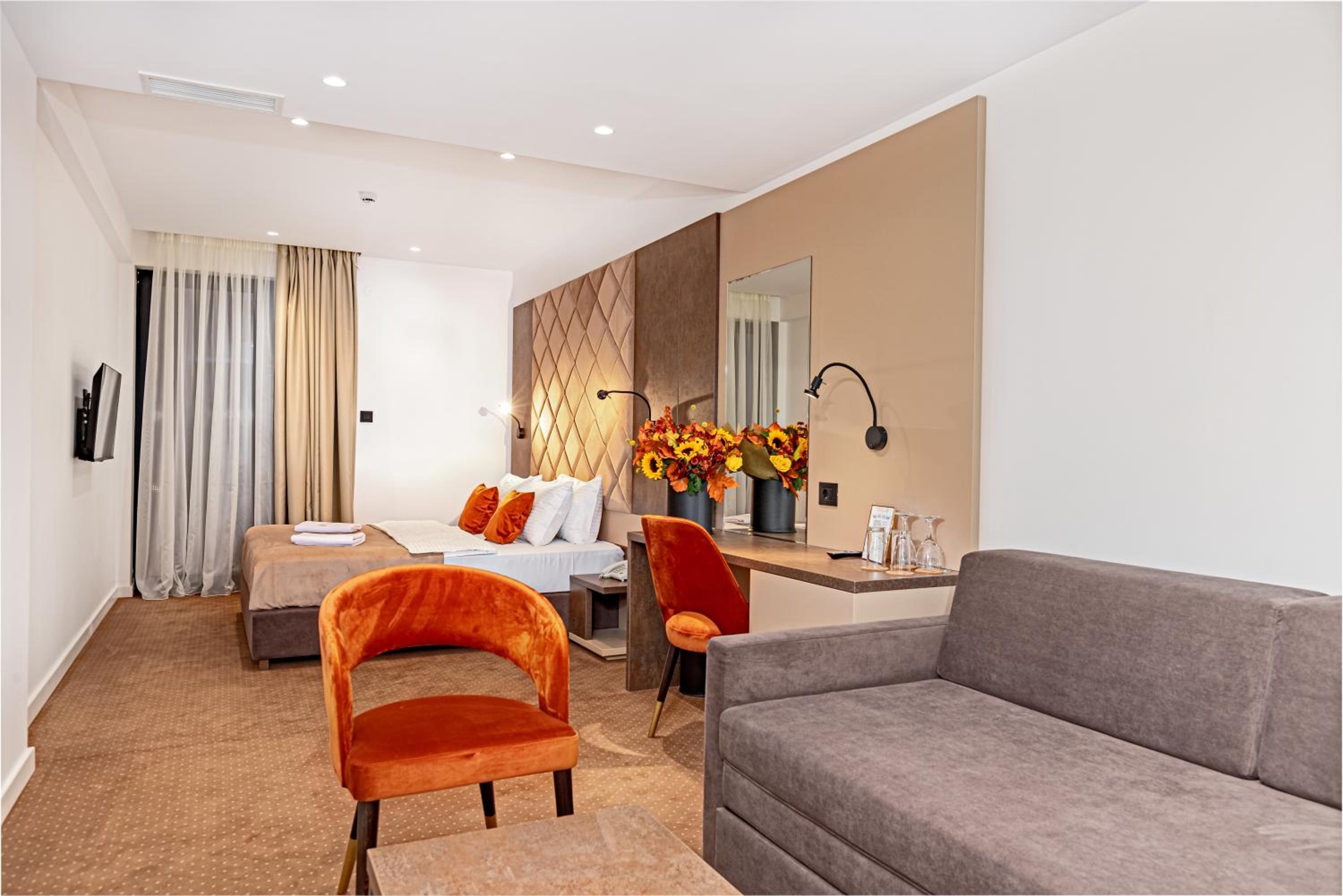 Quadruple Room - Photo 5