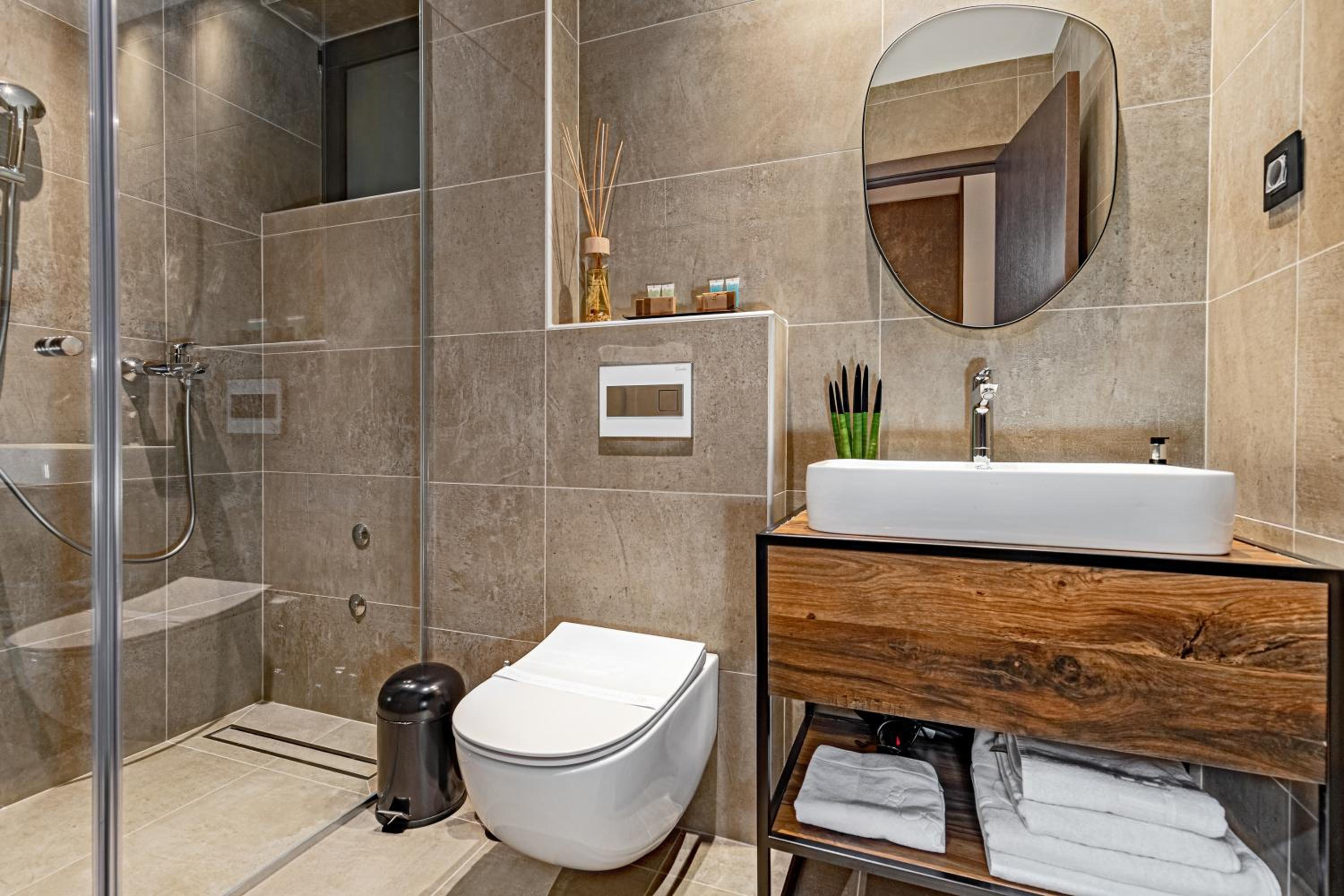 Quadruple Room - Photo 10