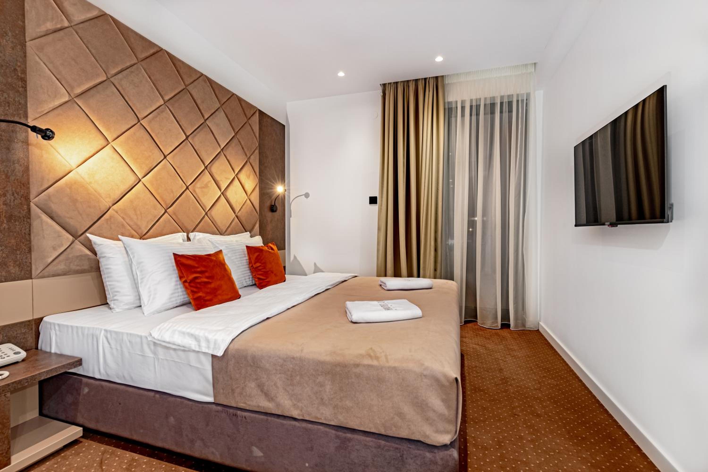 Double Room with Terrace - Photo 2