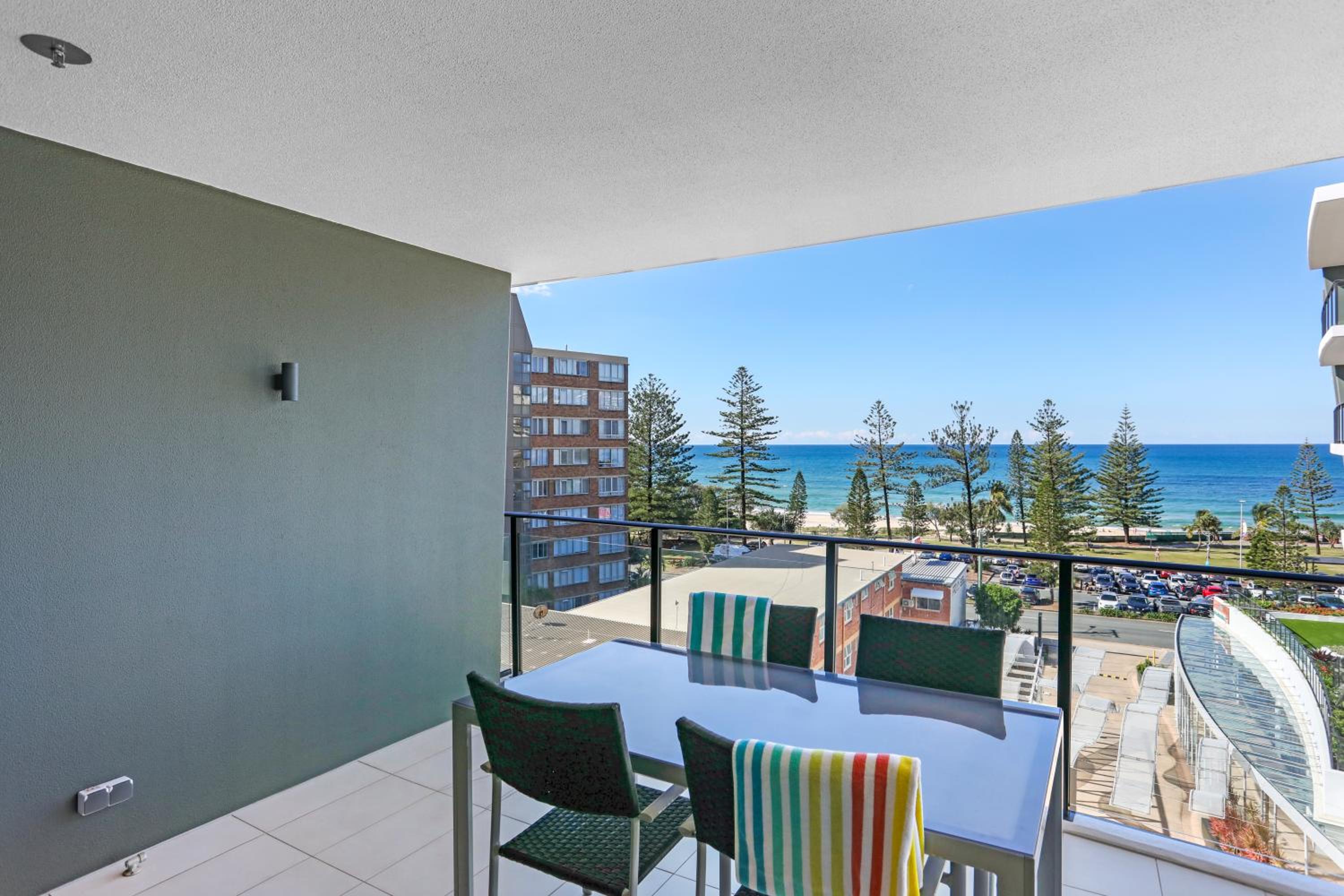 1 Bedroom Oceanview + Media (Pet Friendly on Request)