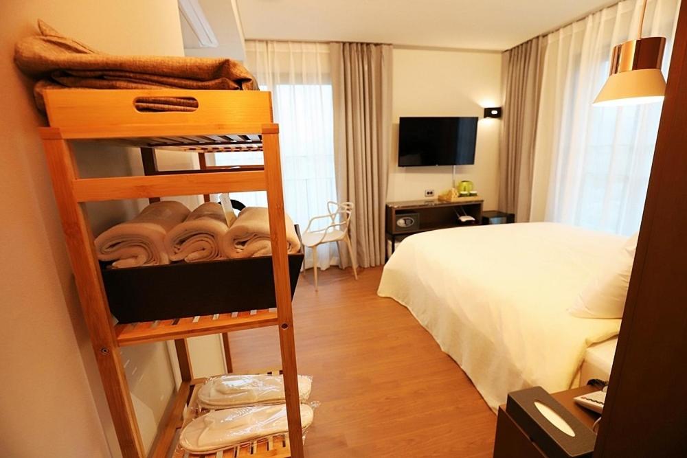 Suite with River View photo 2