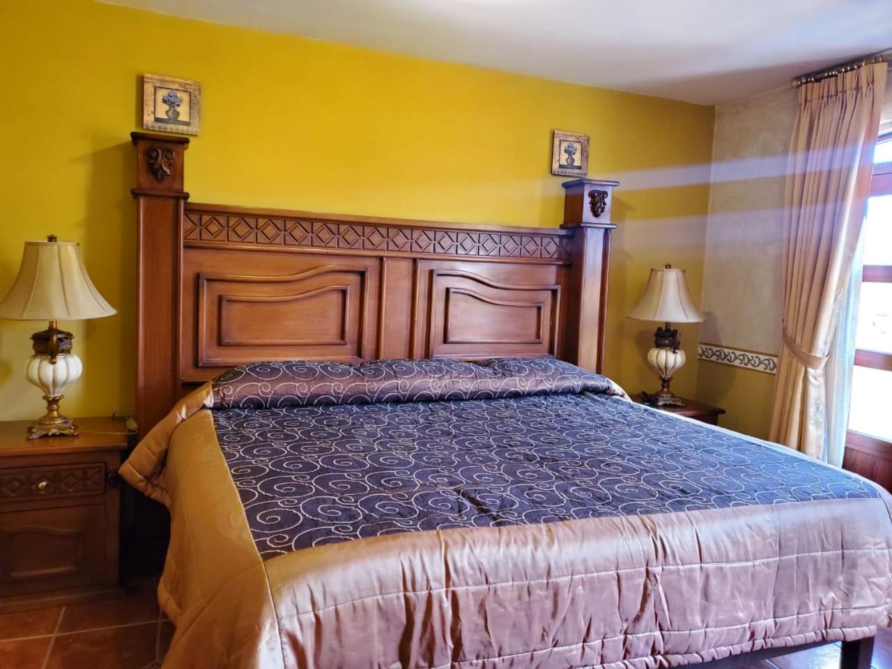 Deluxe Double Room with Bath photo 1