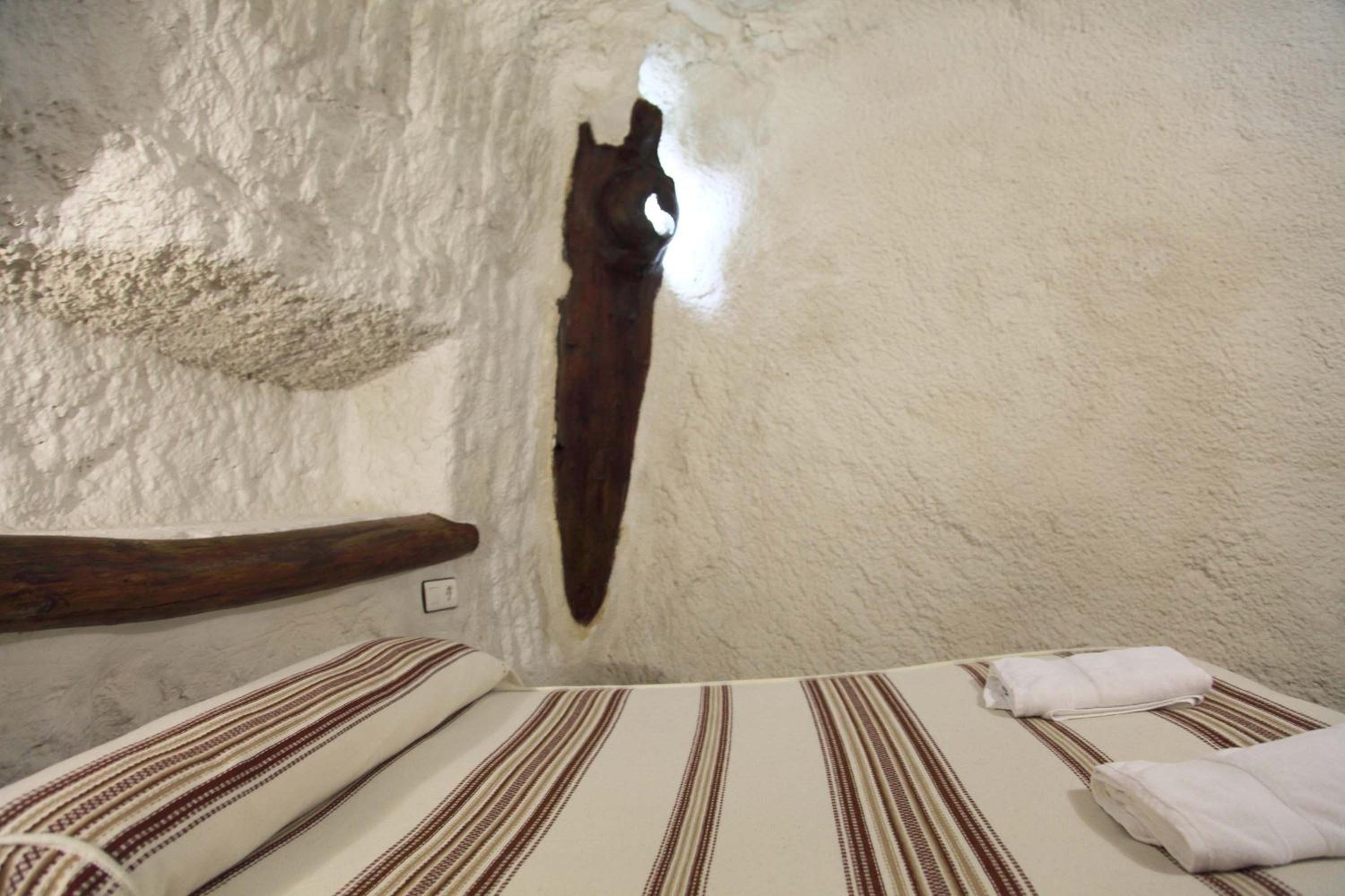 Cave (2 Adults) photo 3