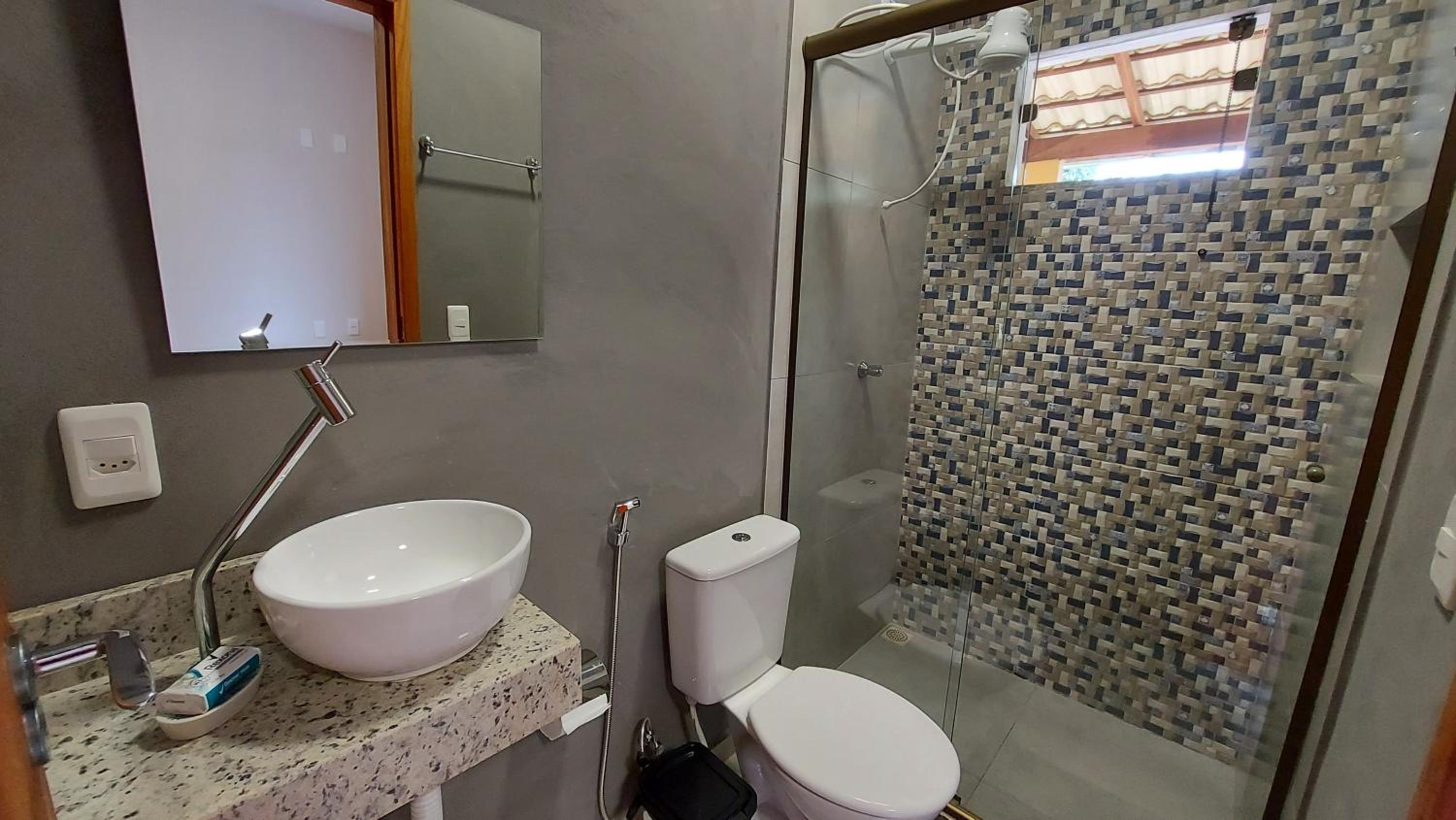 Standard Double Room - Photo 8