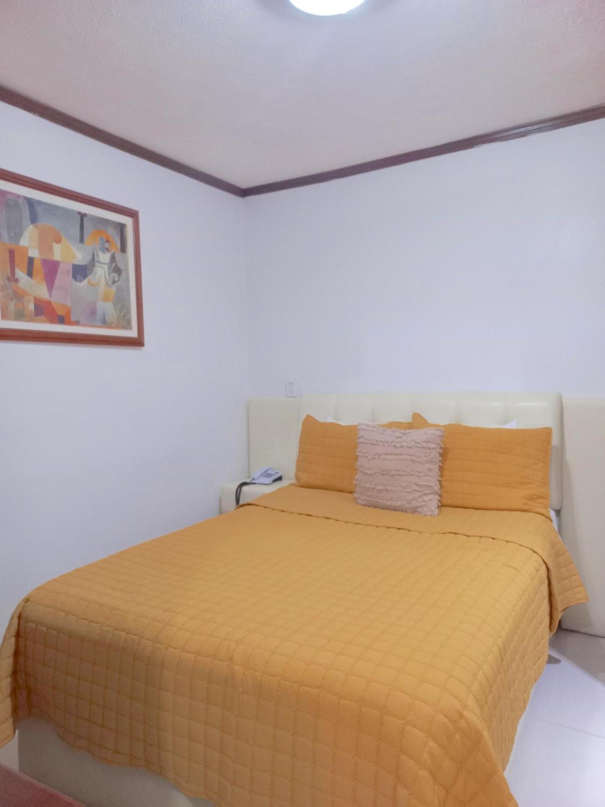 Standard Double Room photo 3