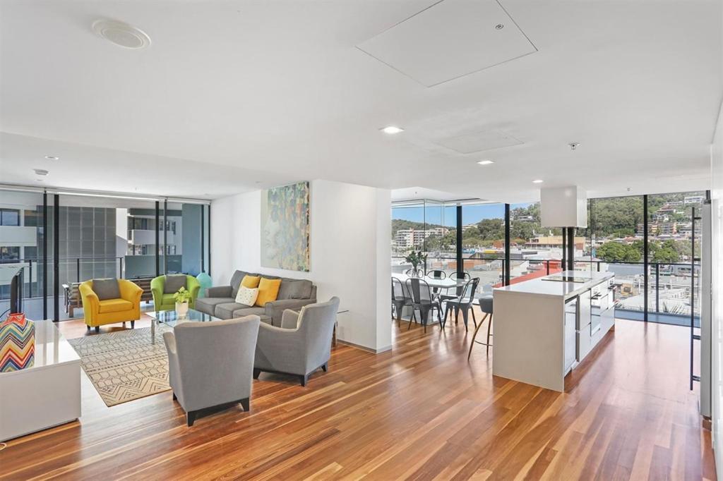 3 Bedroom Partial Ocean View - Photo 1