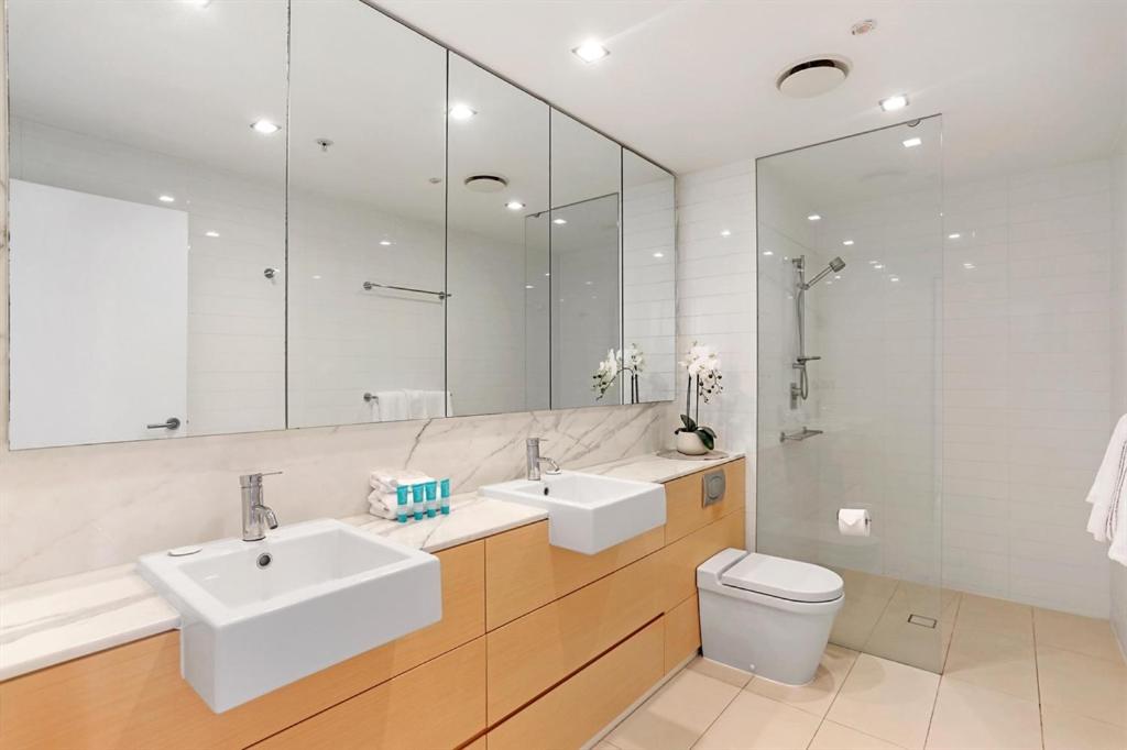 3 Bedroom Ocean View - Photo 10