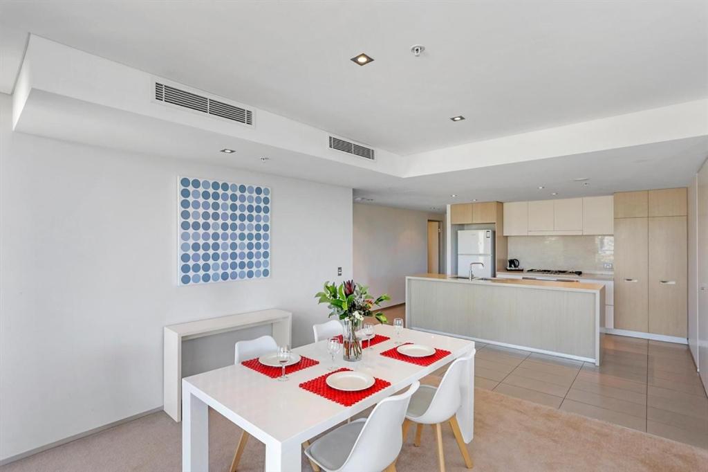 2 Bedroom Ocean View - Photo 6