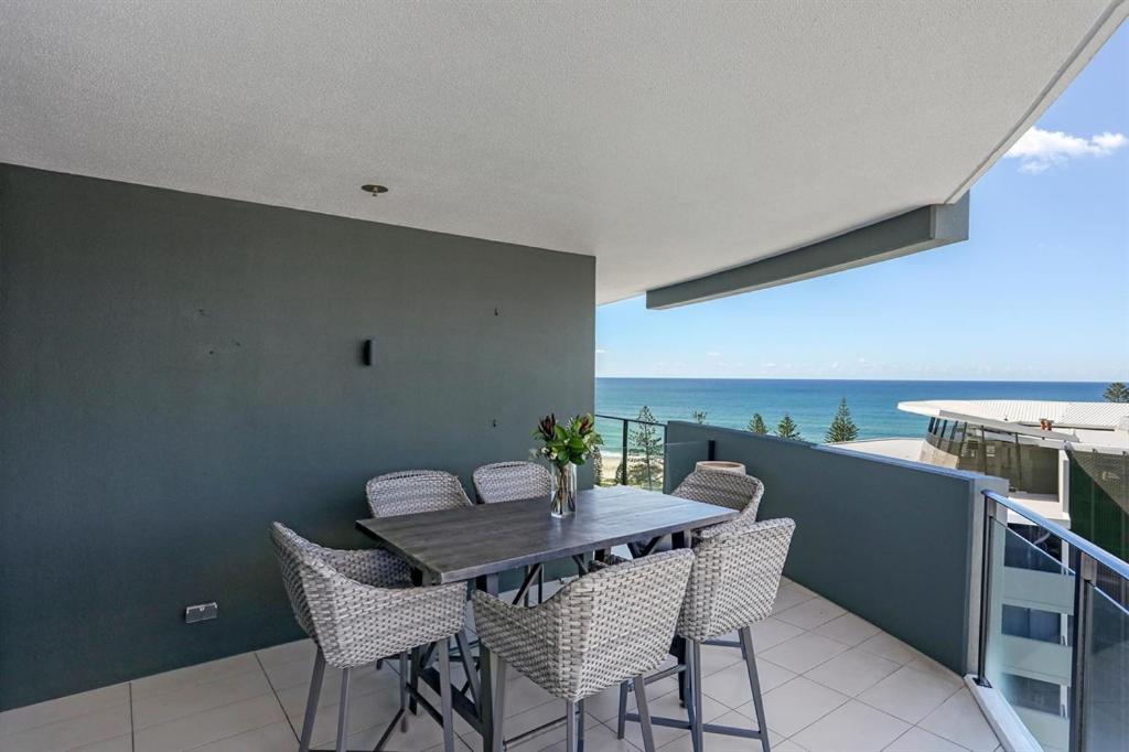 2 Bedroom Ocean View - Photo 4
