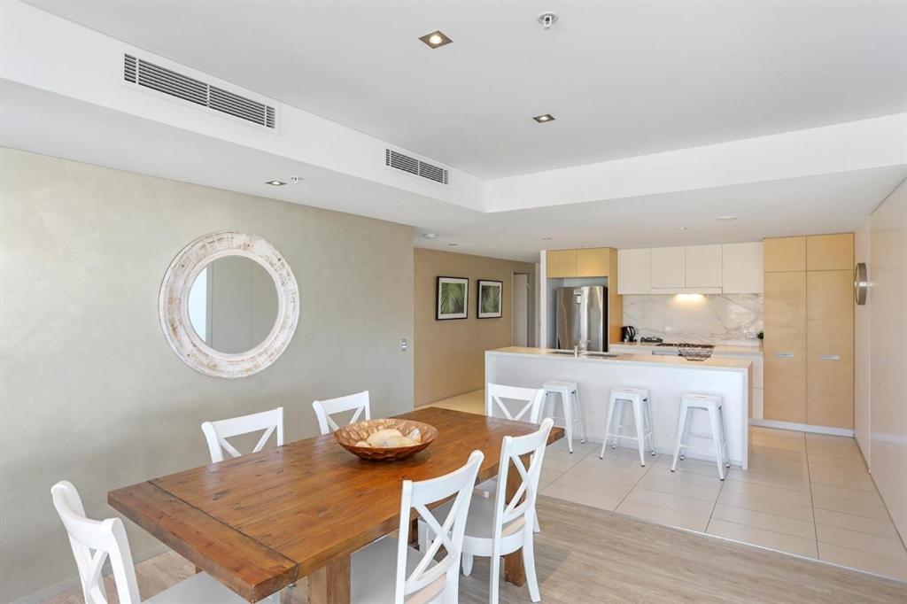 2 Bedroom Ocean View - Photo 12