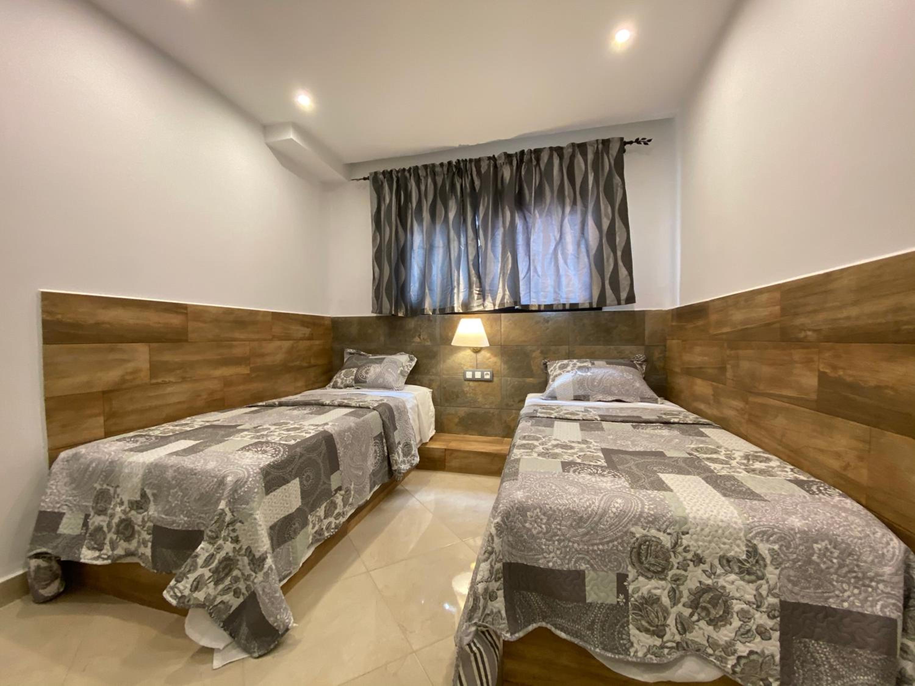 Three-Bedroom Deluxe Apartment photo 1