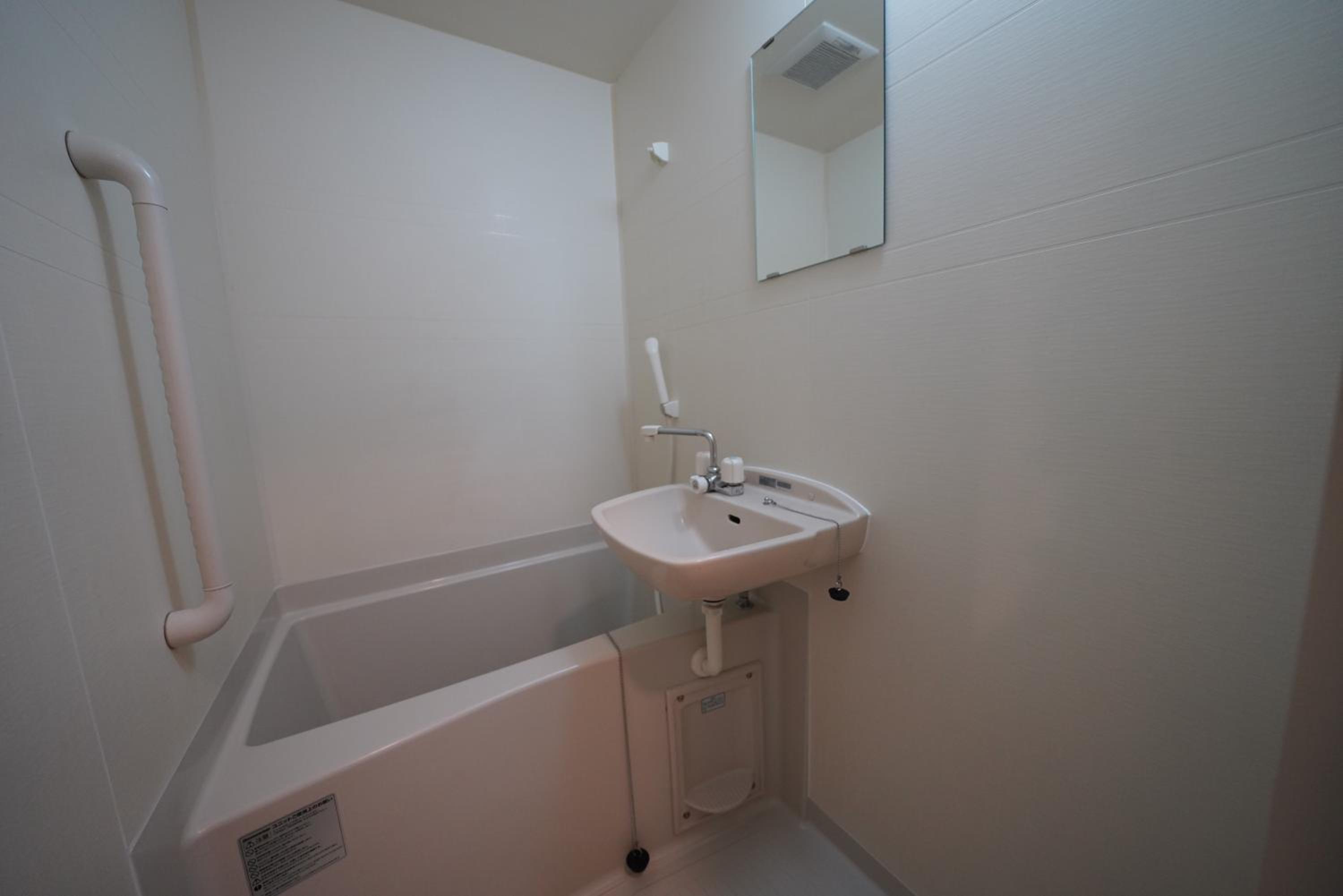Deluxe Twin Room - Photo 5