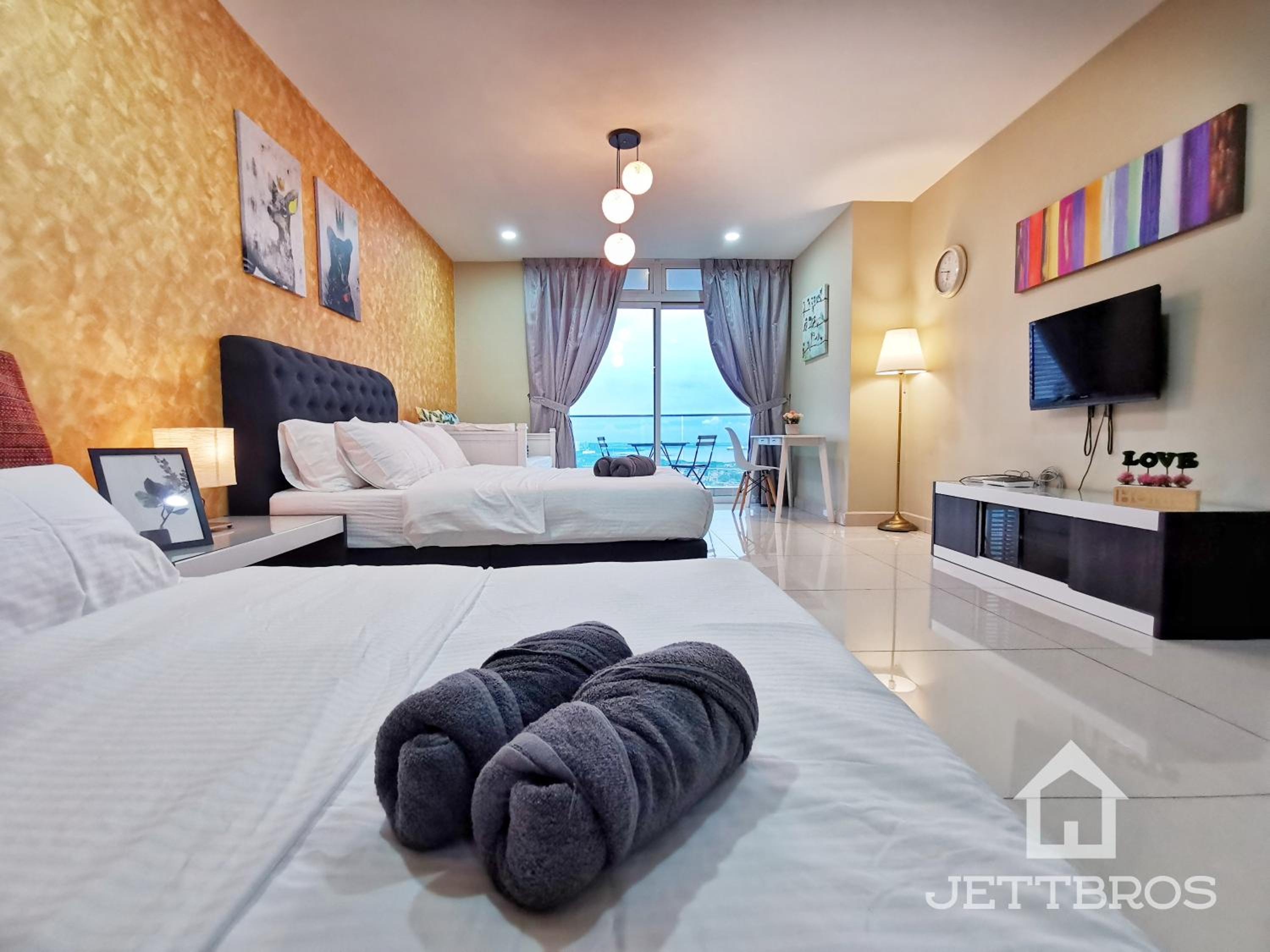 Studio Apartment photo 2