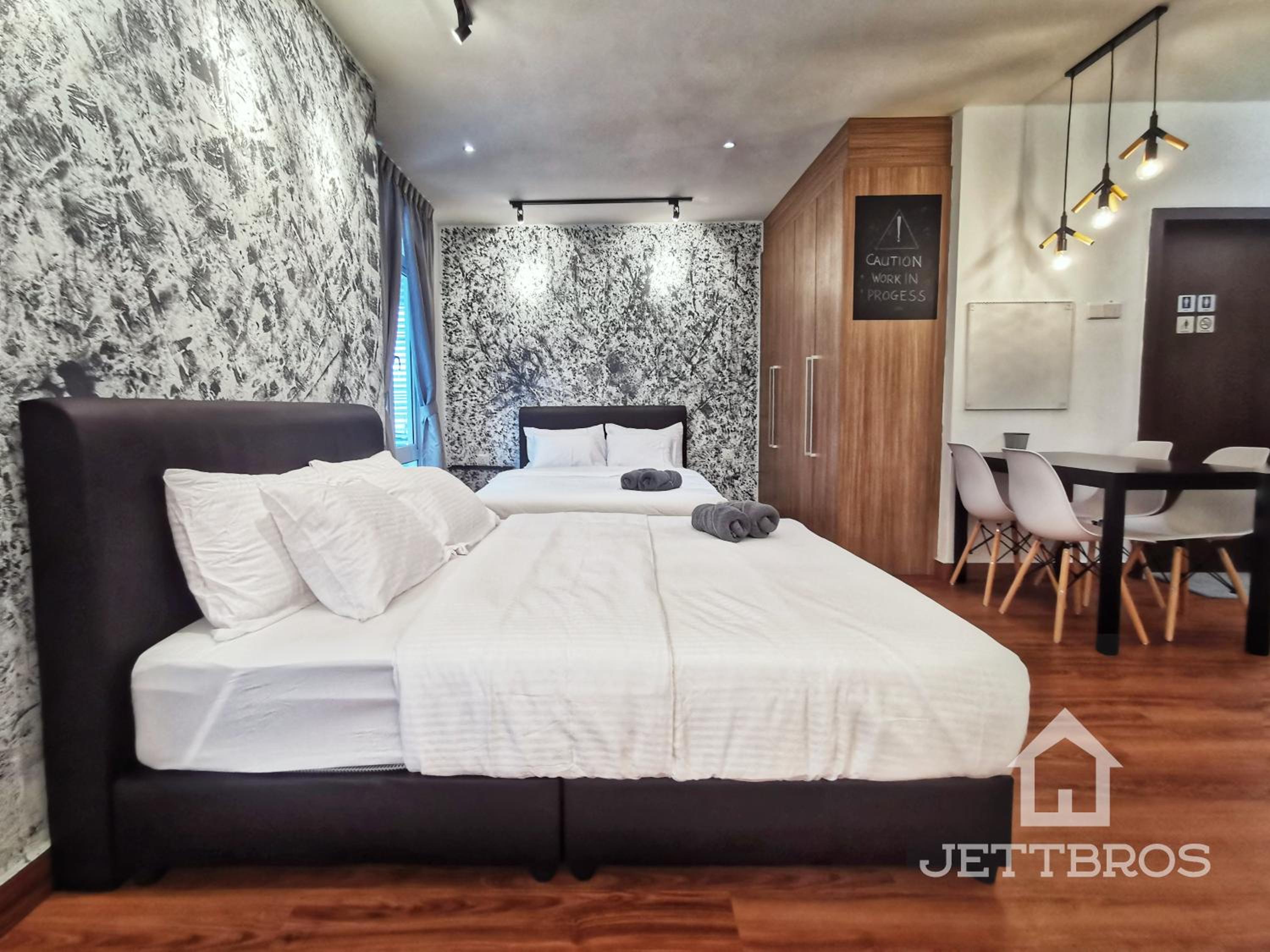 Studio Apartment photo 2