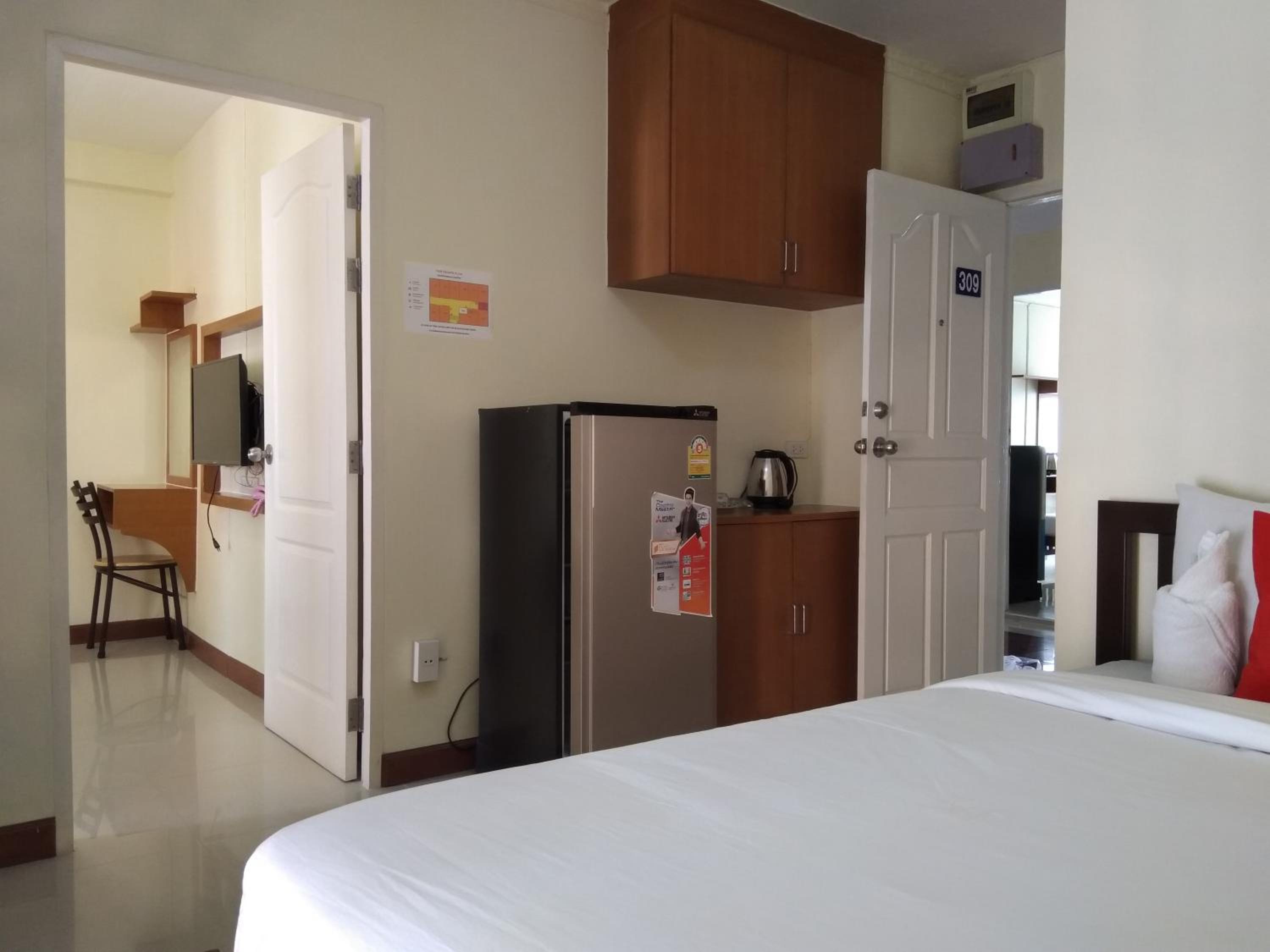 Triple Room - Photo 6