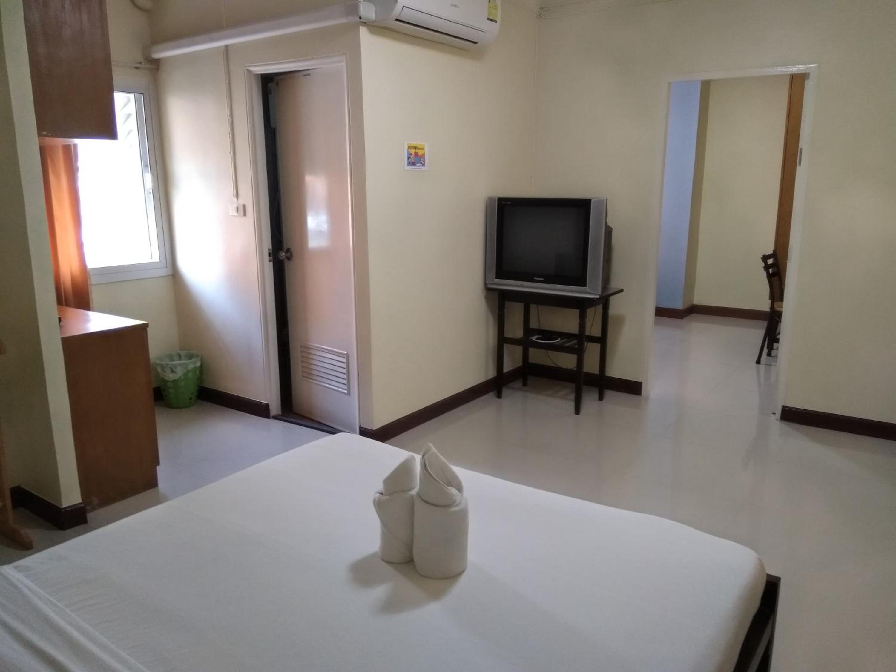 Deluxe Quadruple Room