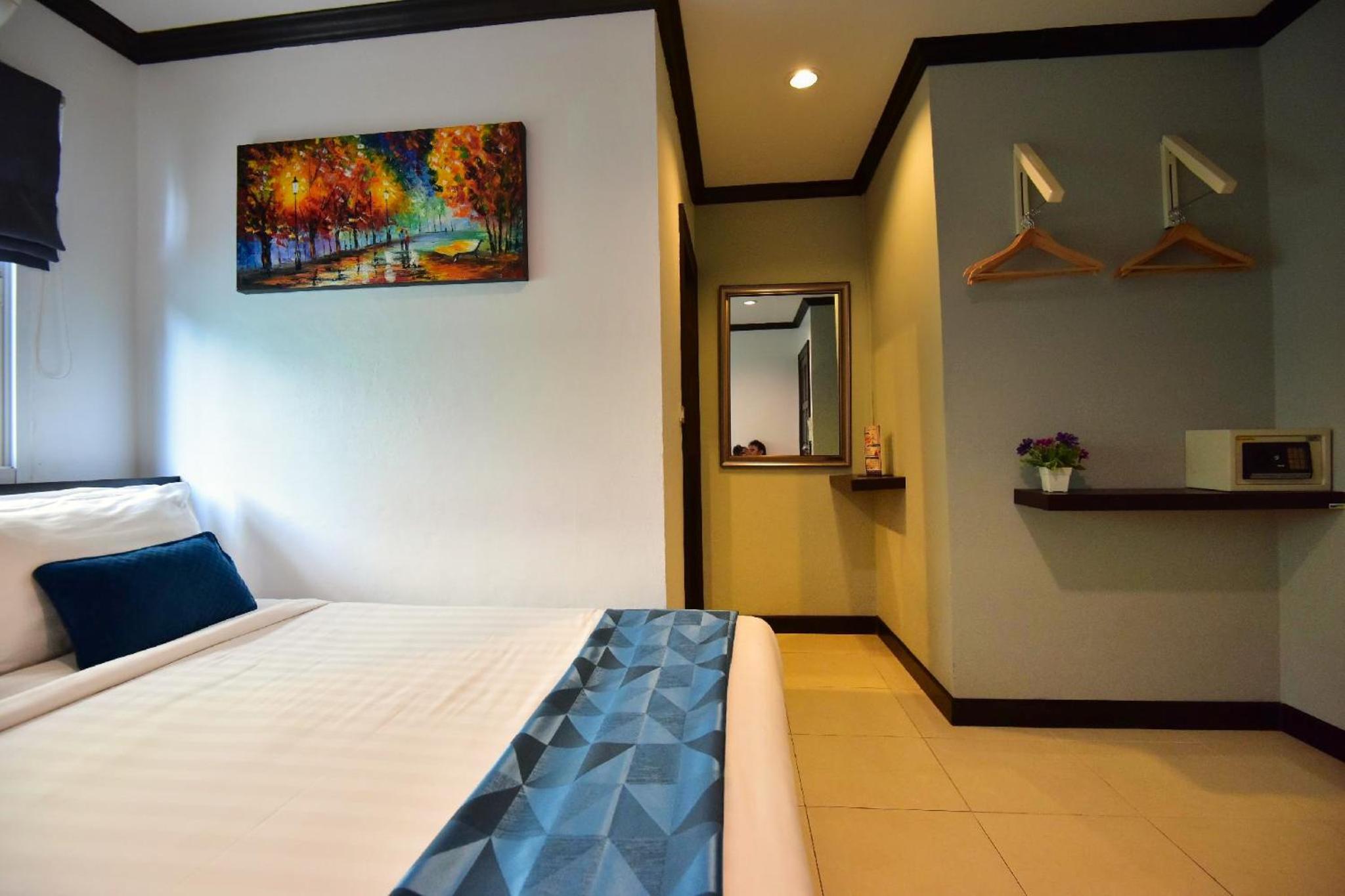 Standard Double Room - Photo 4