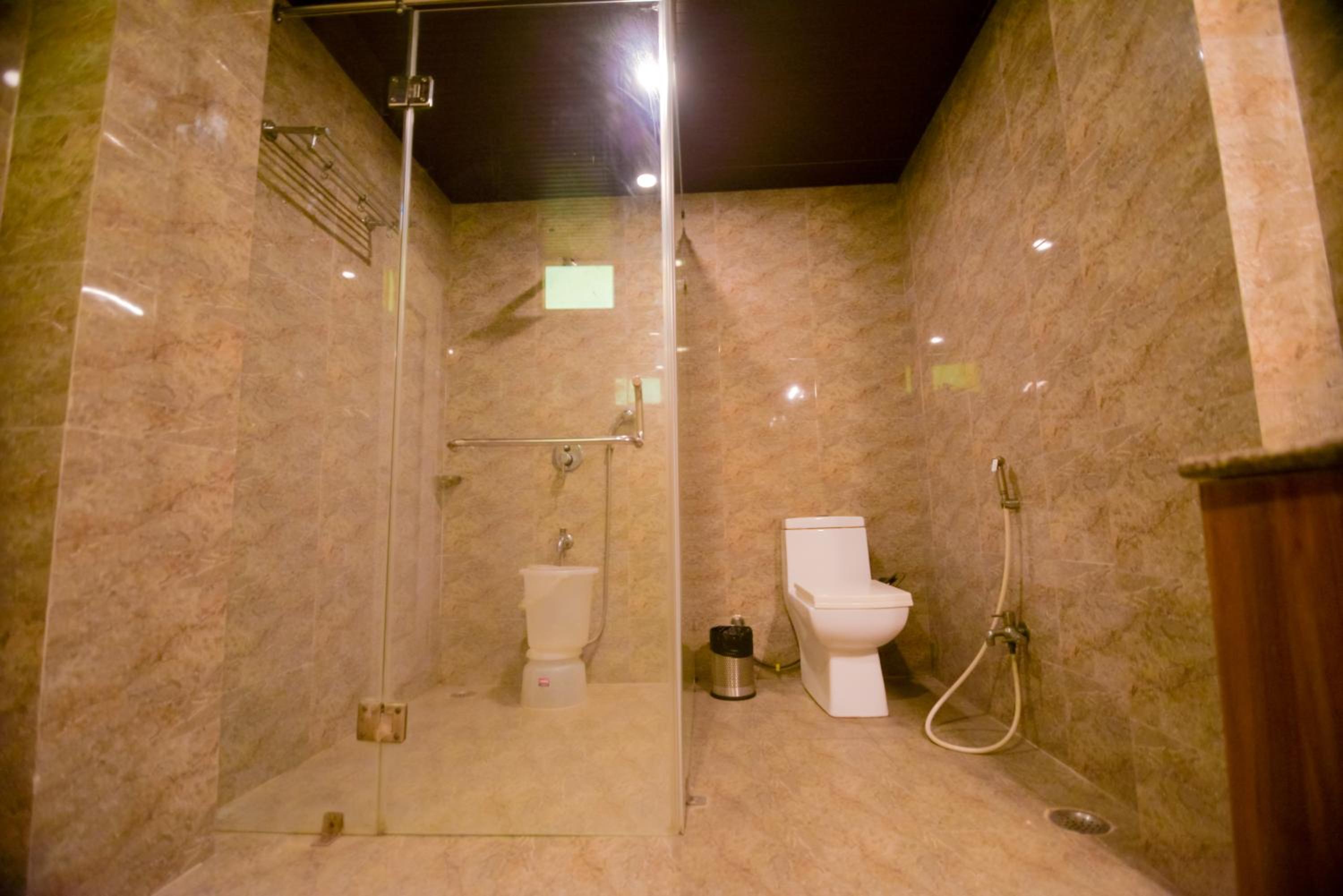 Deluxe Double Room - Photo 15