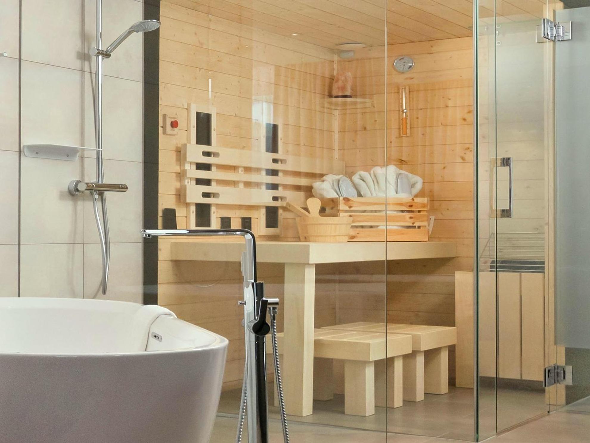 Junior Suite with Sauna - Photo 4