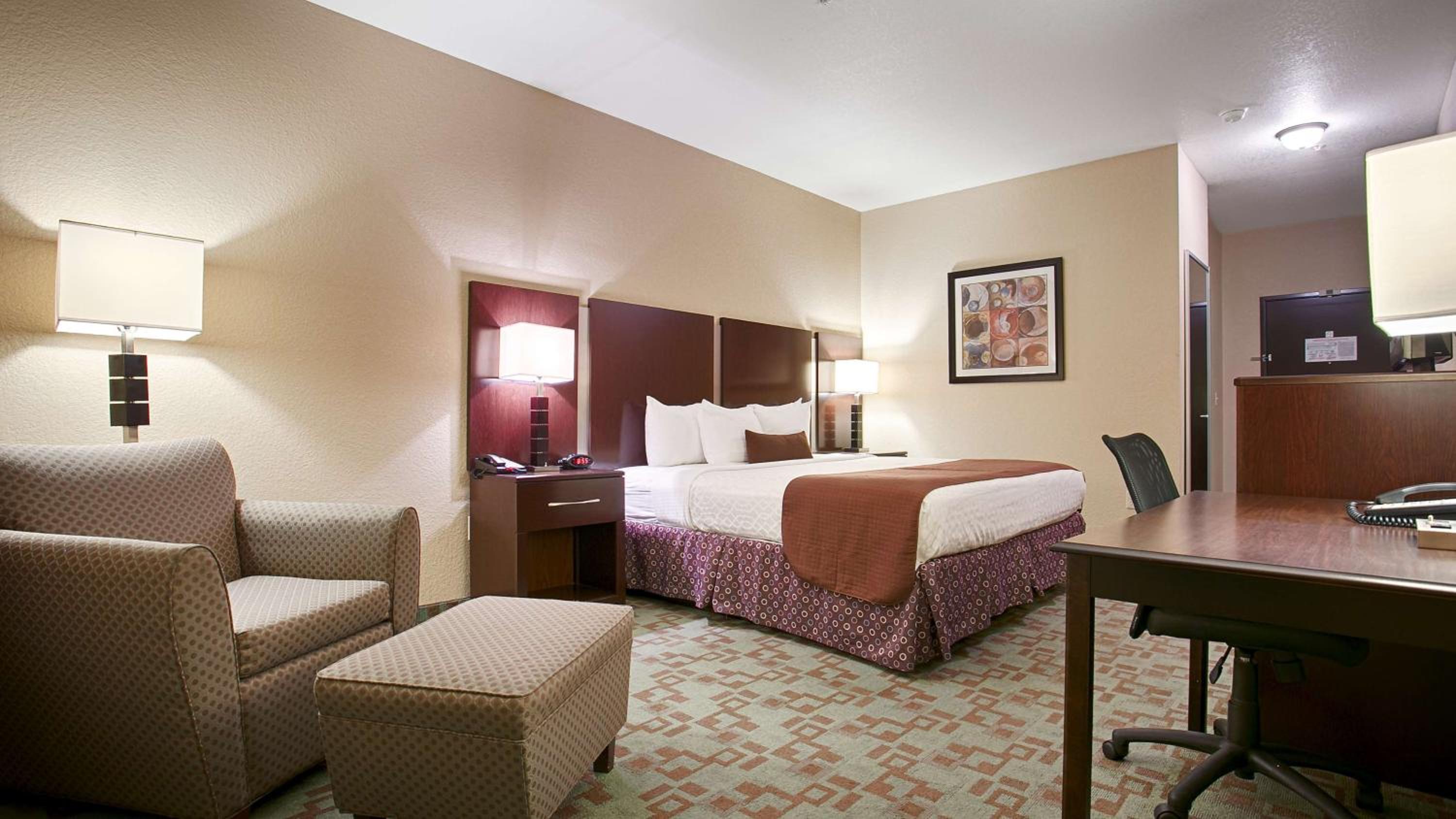 King Room - Non-Smoking - Photo 1