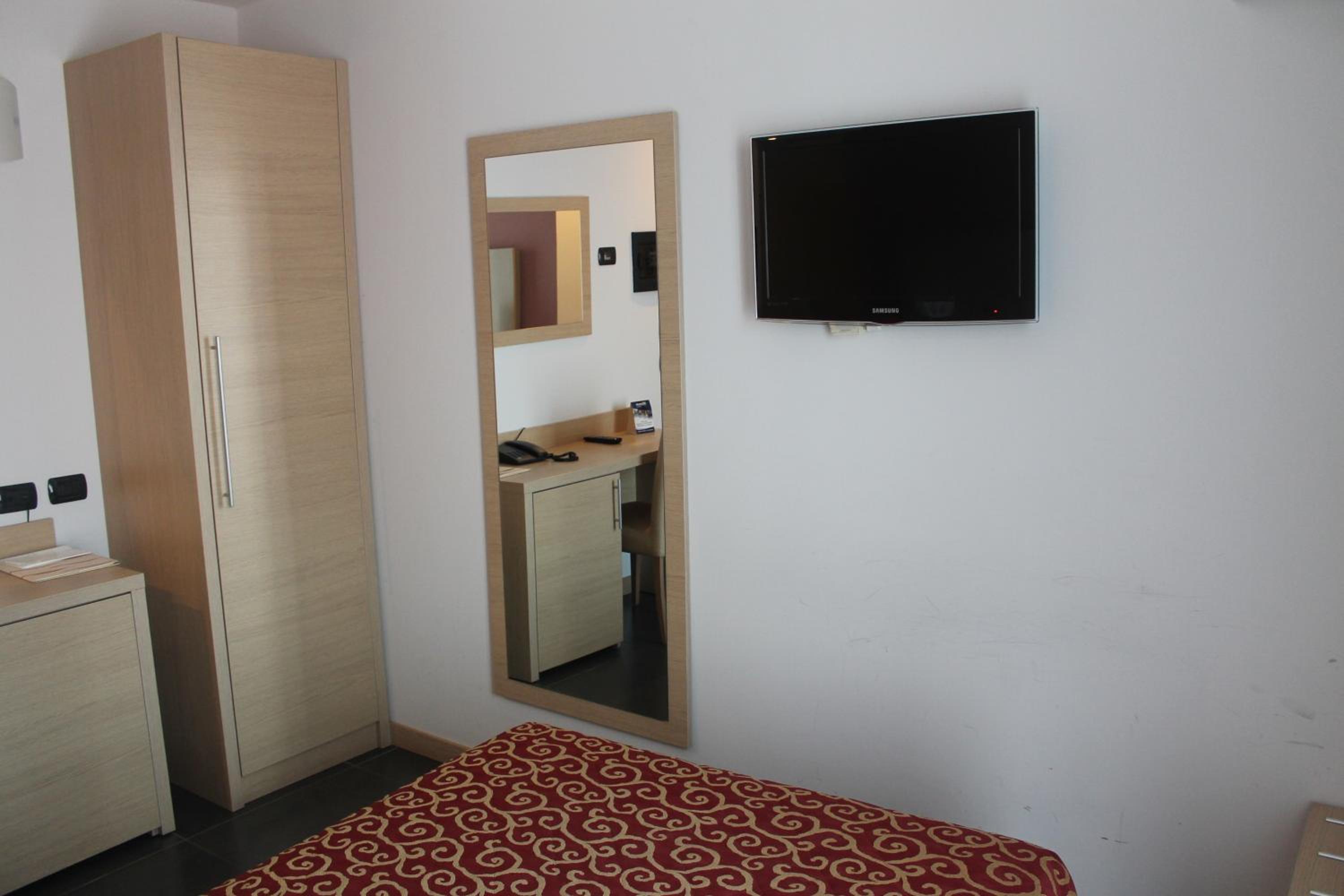 Single Room photo 1