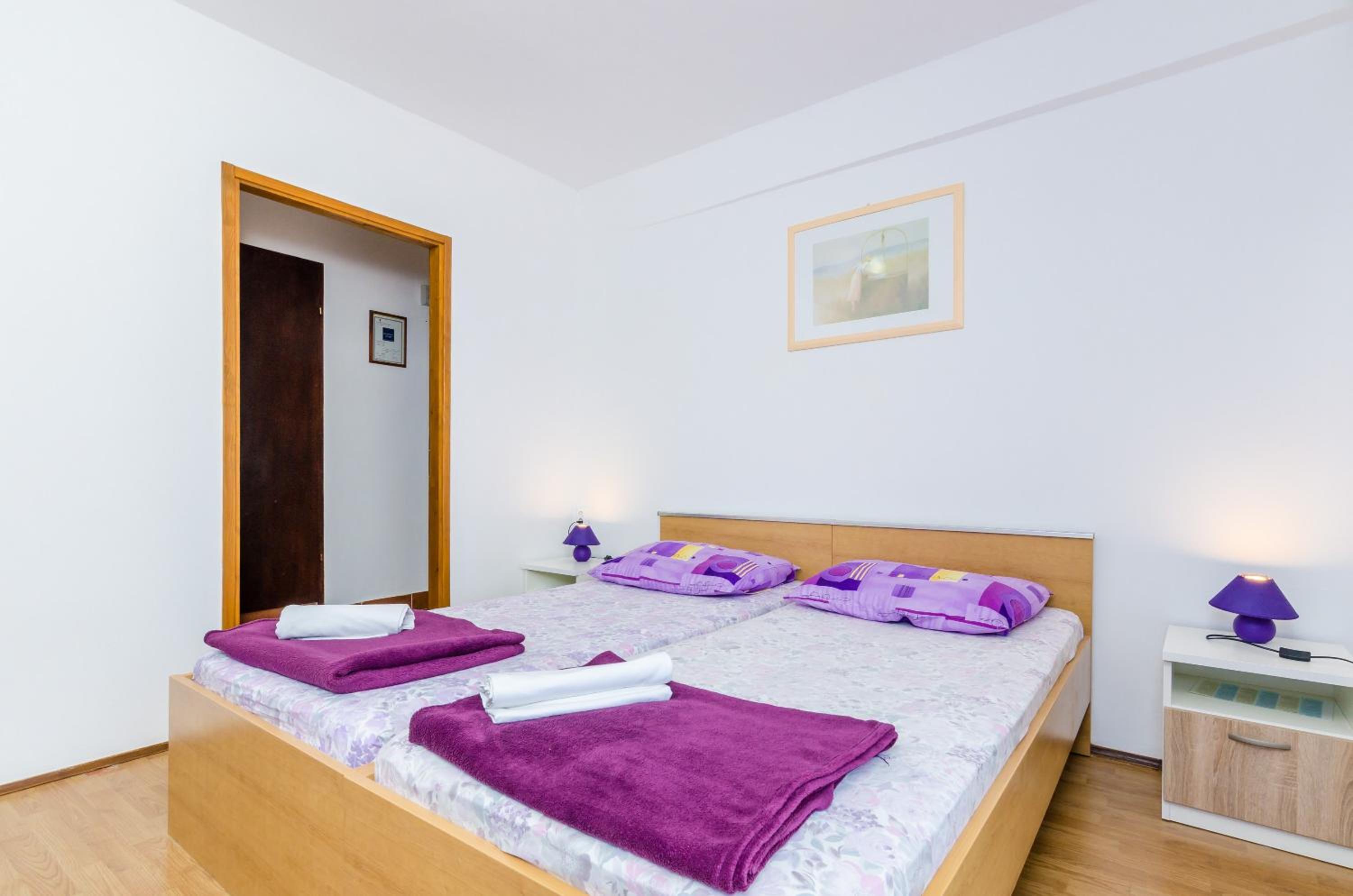 Studio Apartment with Balcony and Sea View