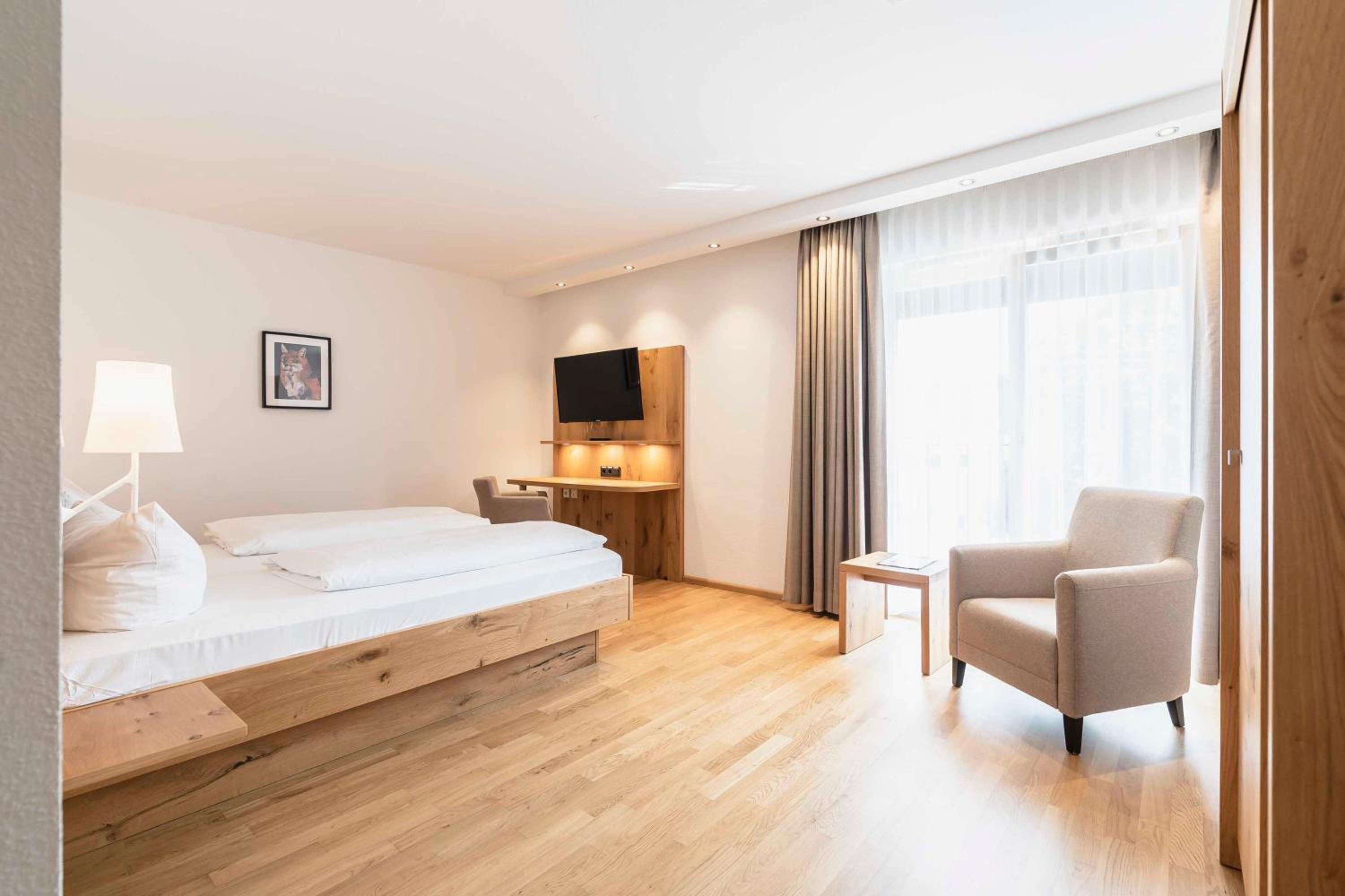 Double Room - Disability Access photo 3