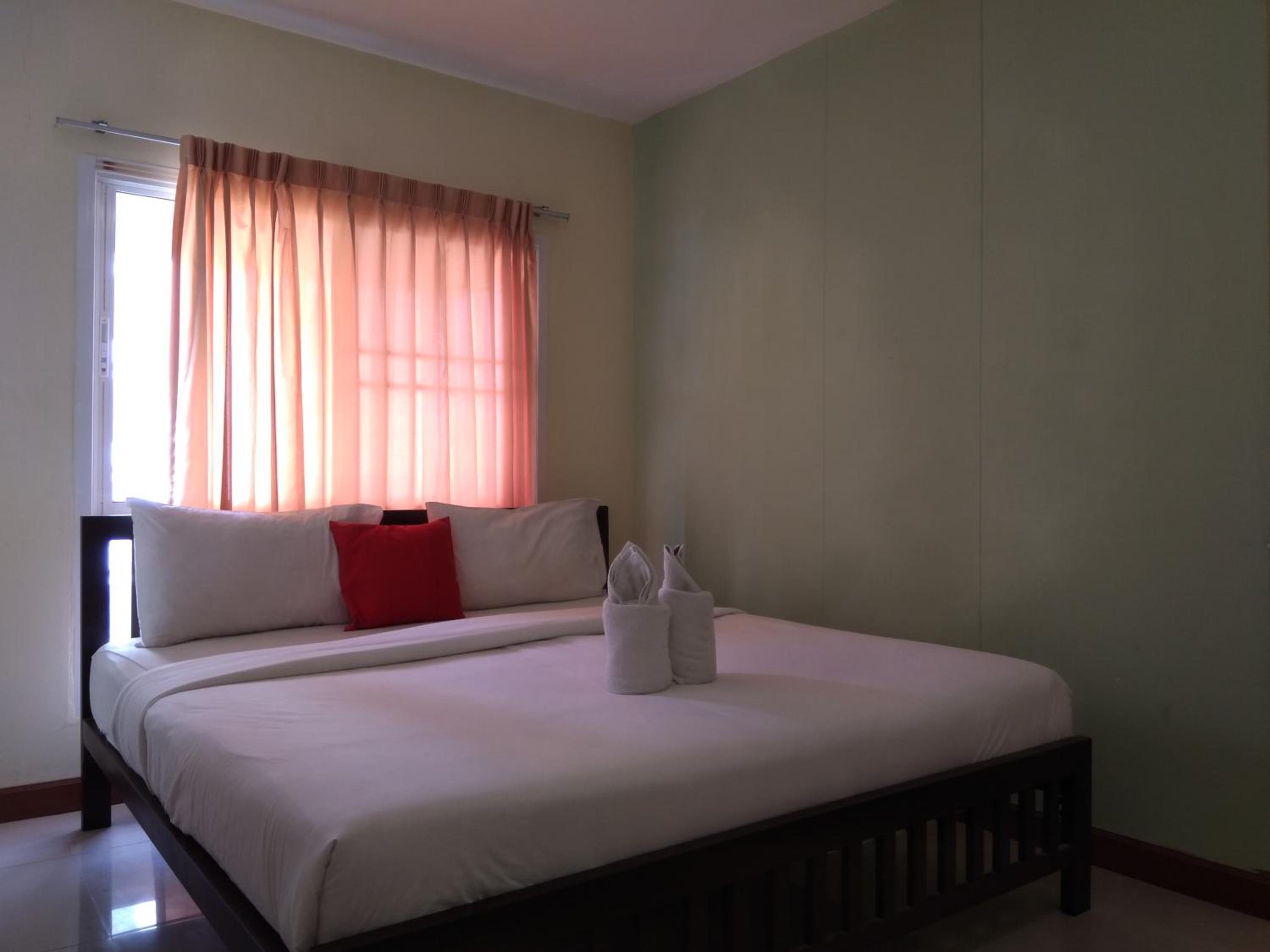 Triple Room - Photo 7