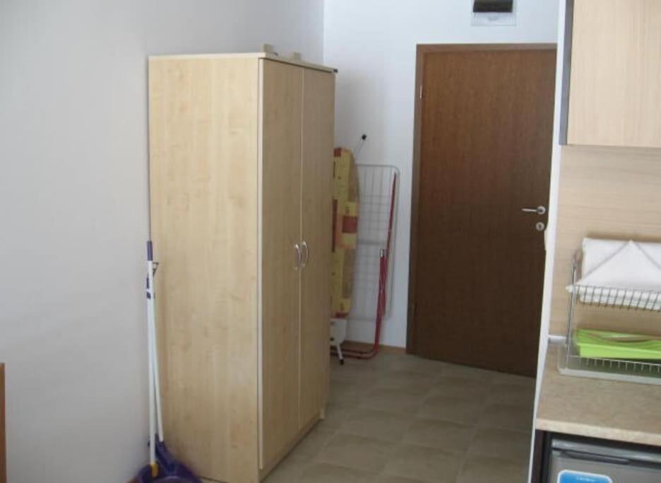 One-Bedroom Apartment - Photo 9