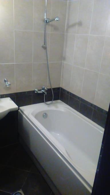 One-Bedroom Apartment - Photo 26