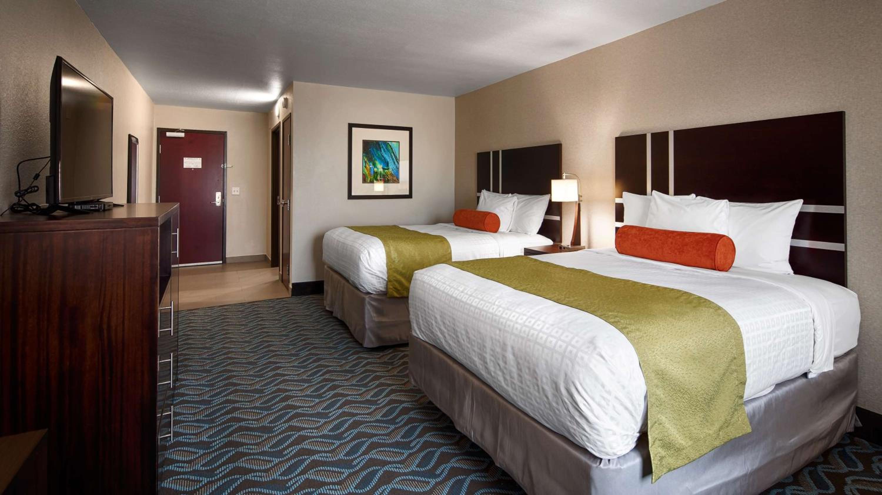 Double Room with Two Double Beds - Photo 1