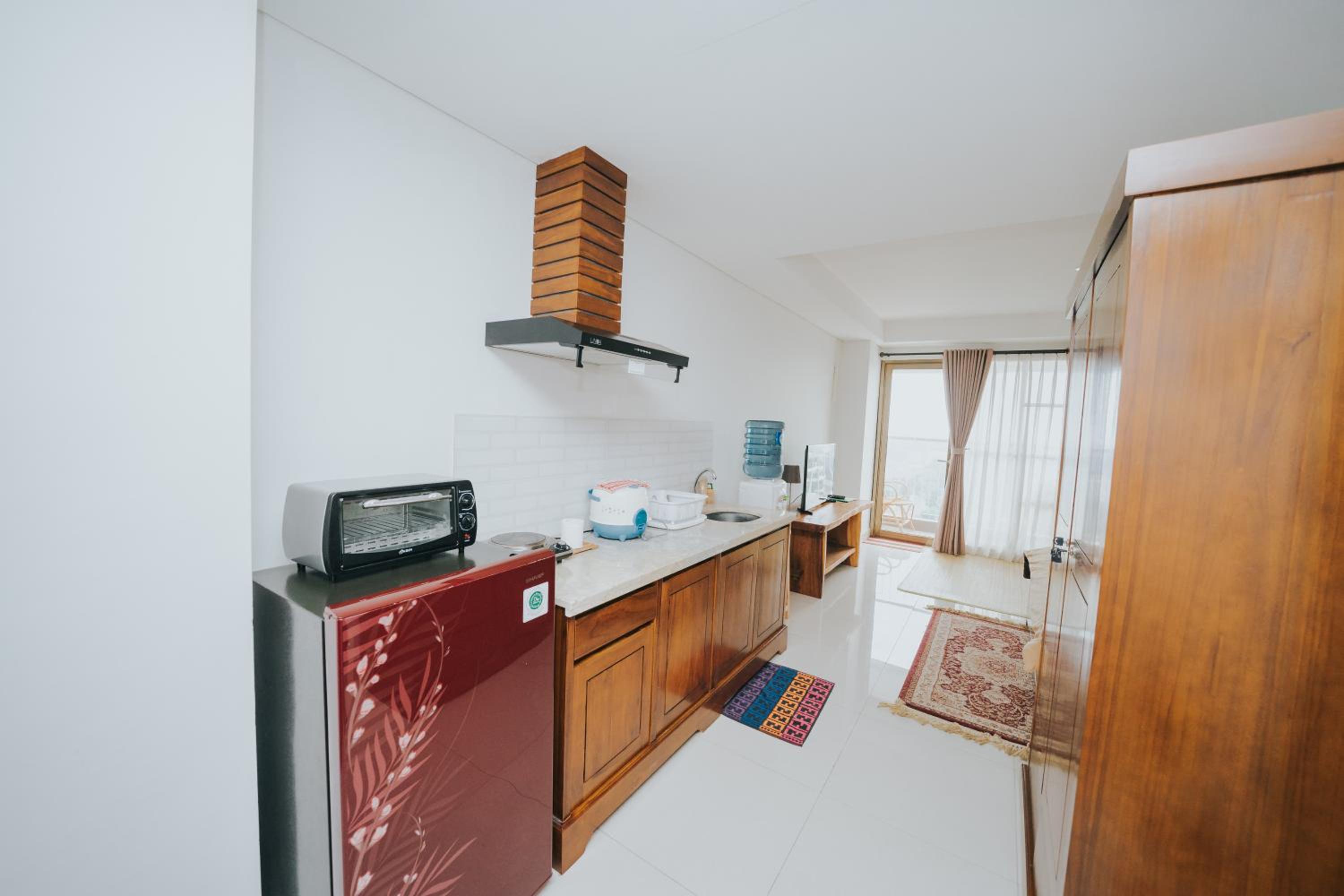 Studio Apartment photo 3