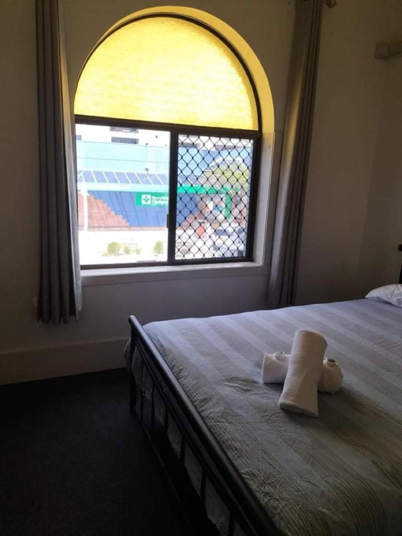 Deluxe Queen Bedroom photo 2