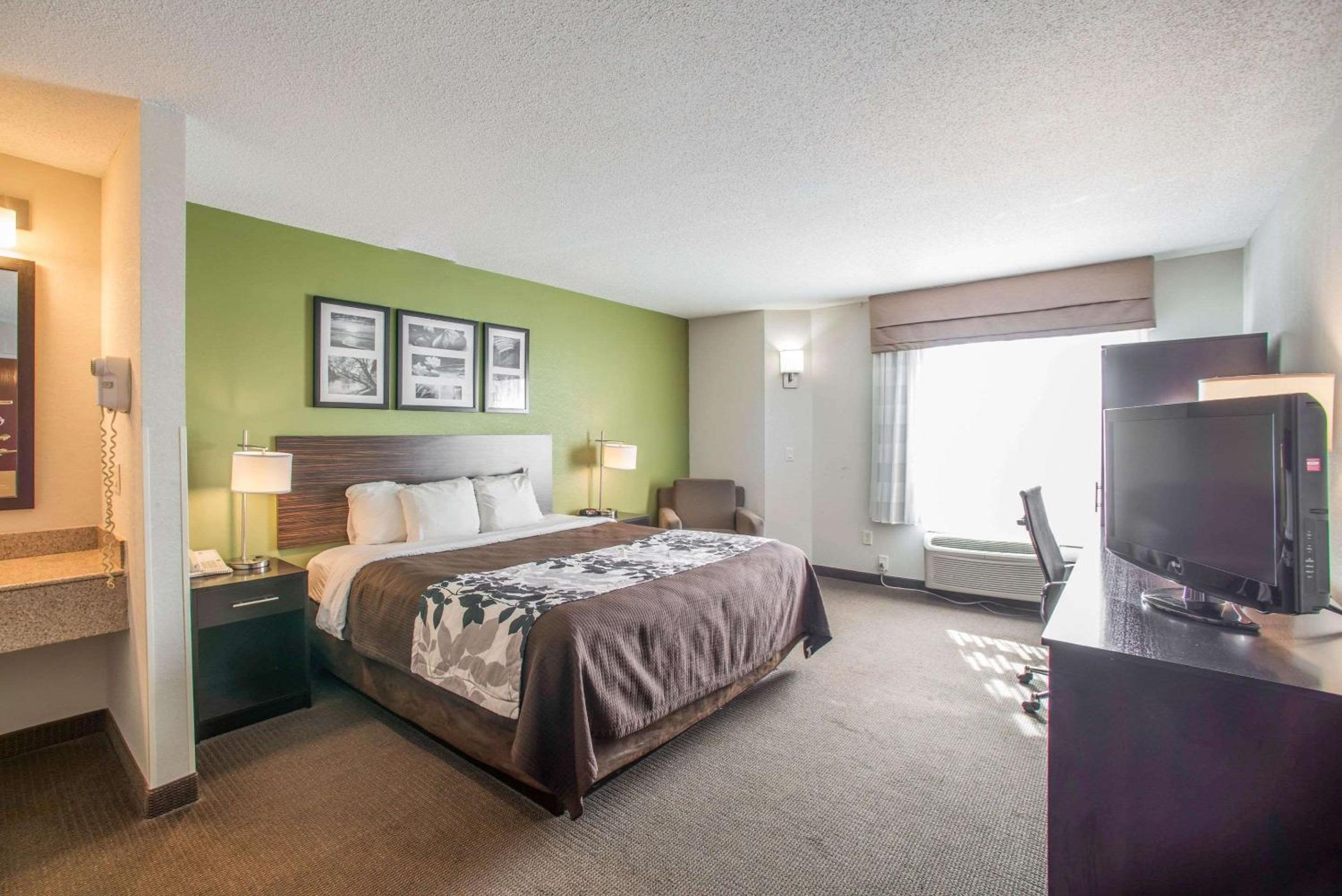 King Room - Disability Access/Non-Smoking - Photo 1